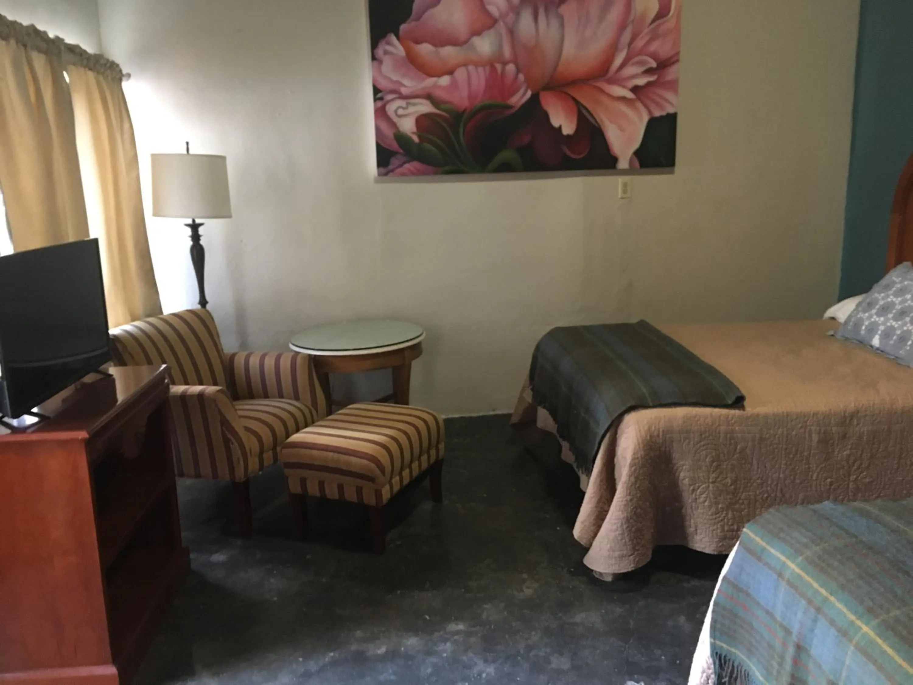 Bed in Hostal Doña Carlota Hotel