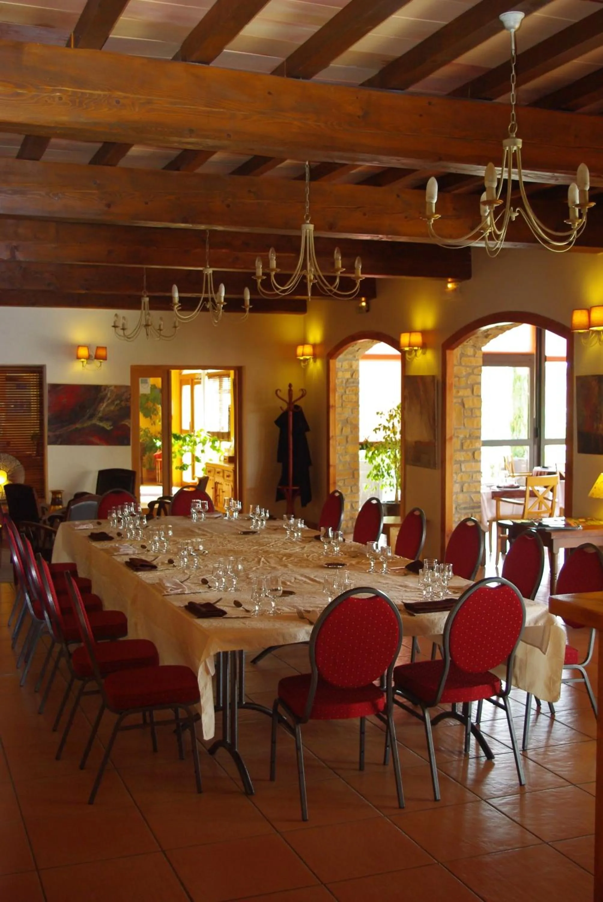 Restaurant/places to eat in Hôtel et Restaurant Logis Le Mas de Mon Père