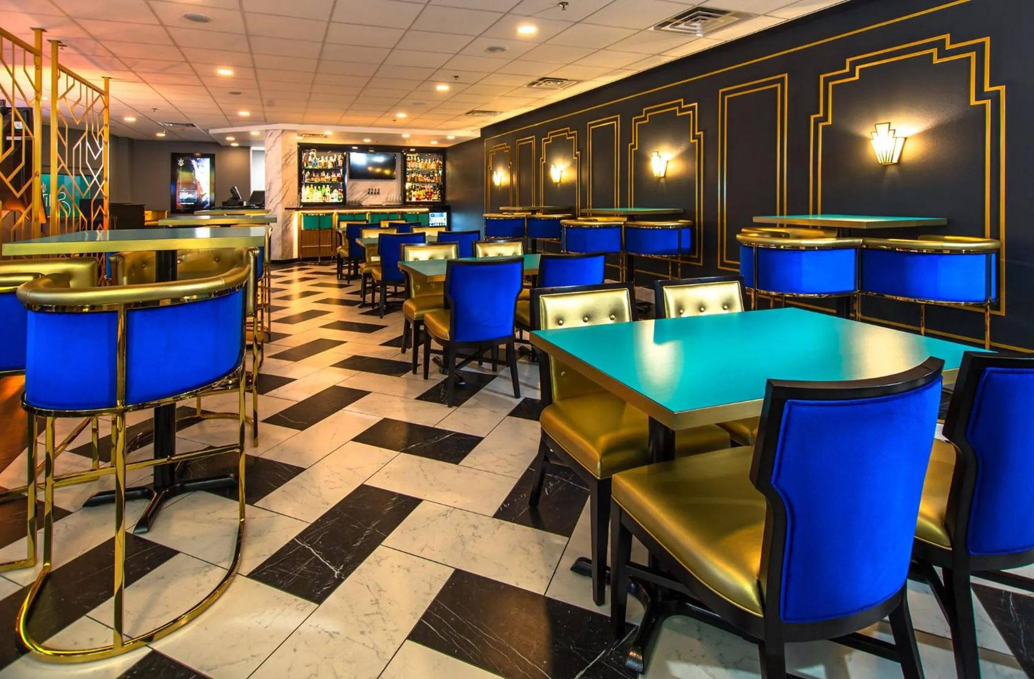 Restaurant/places to eat in Hampton Inn at Tin Lizzie Gaming Resort