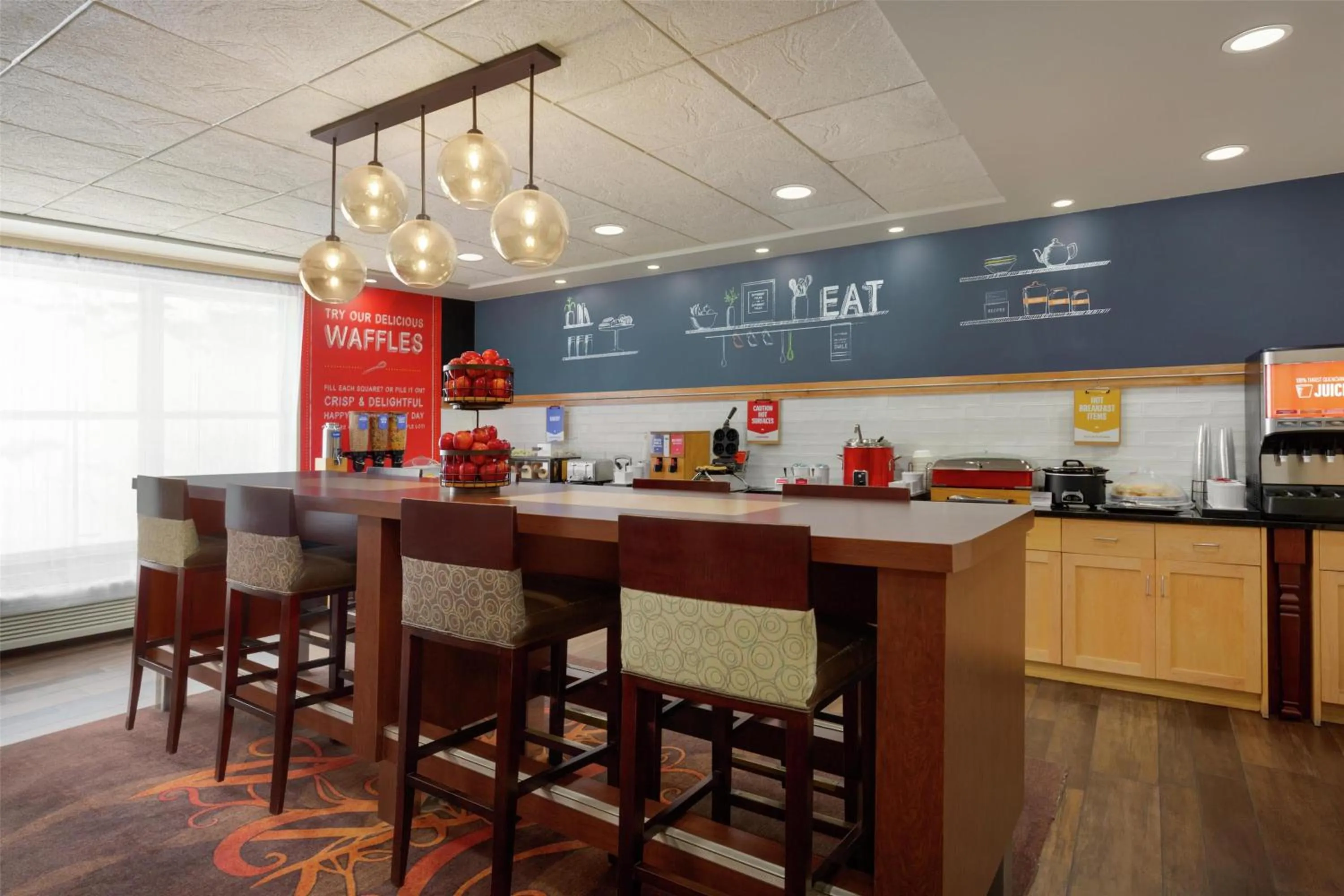 Breakfast in Hampton Inn at Tin Lizzie Gaming Resort