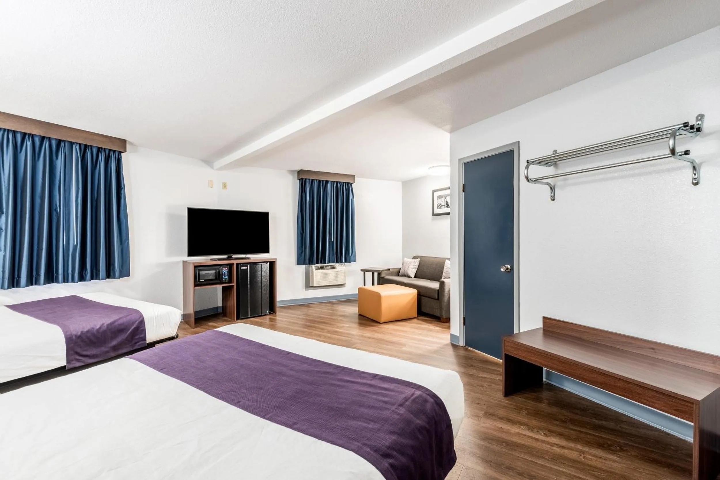 Photo of the whole room, Bed in Americas Best Value Inn Searcy