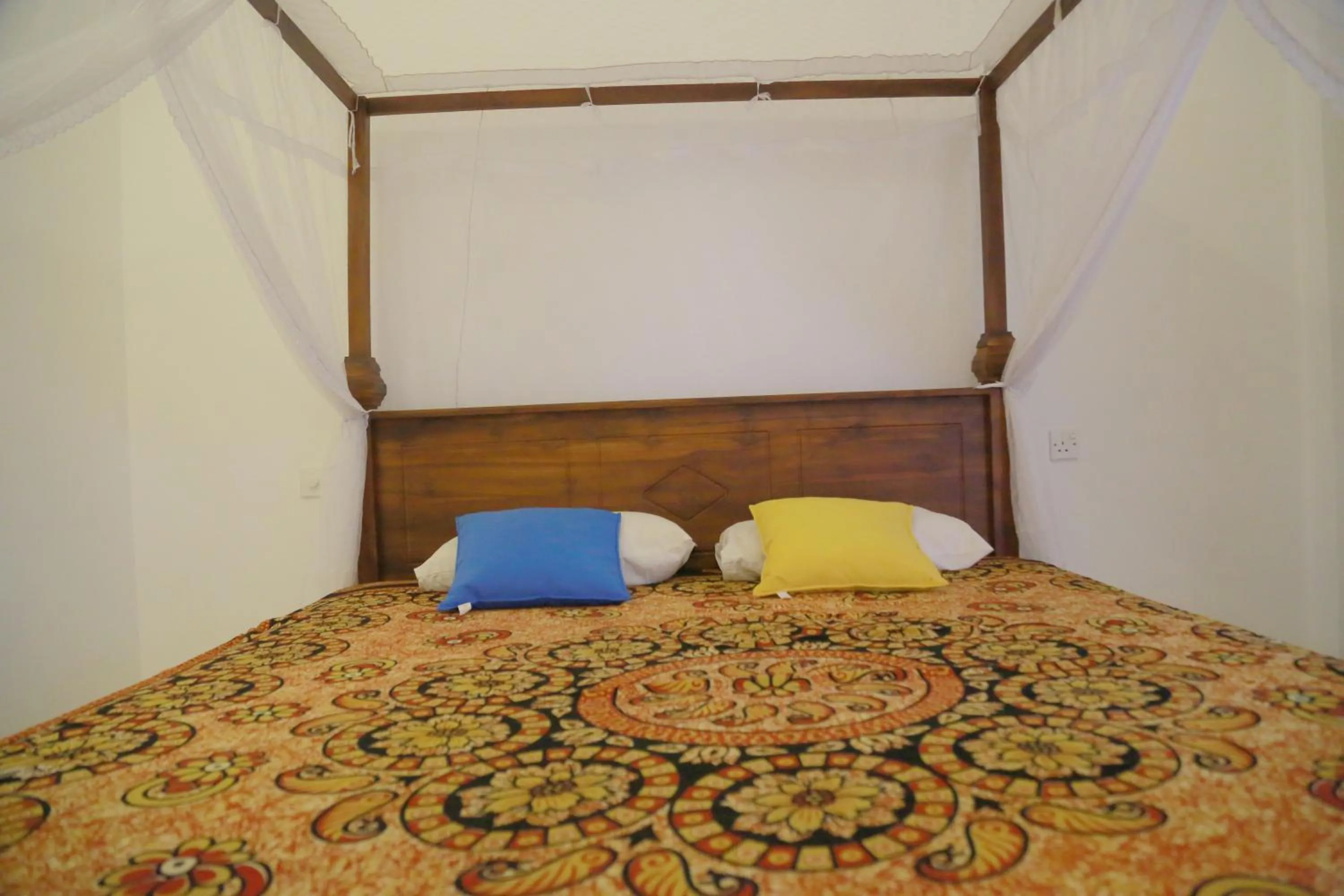 Bedroom, Bed in Gihan Guesthouse