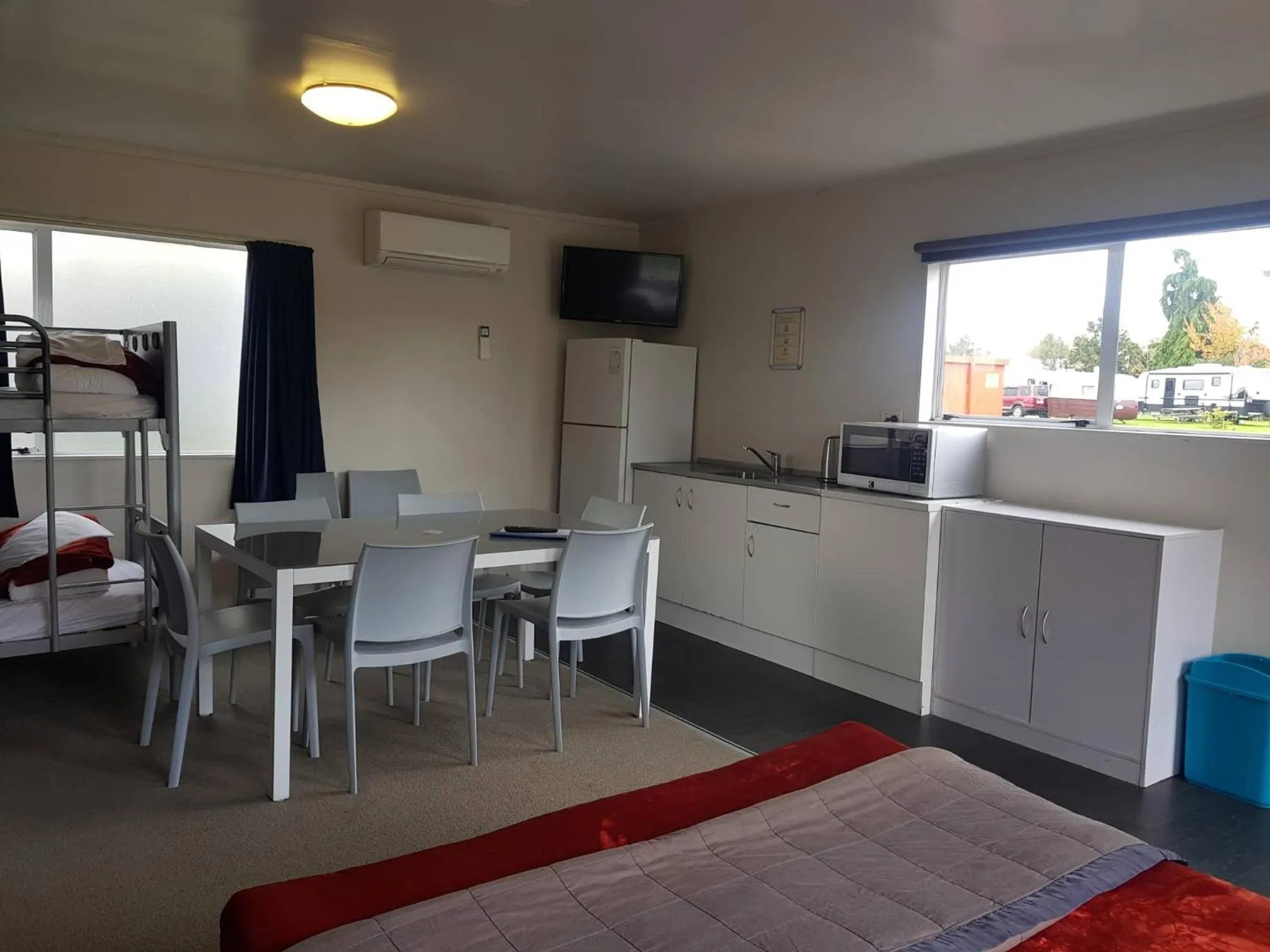 Photo of the whole room, Bed in All Seasons Holiday Park