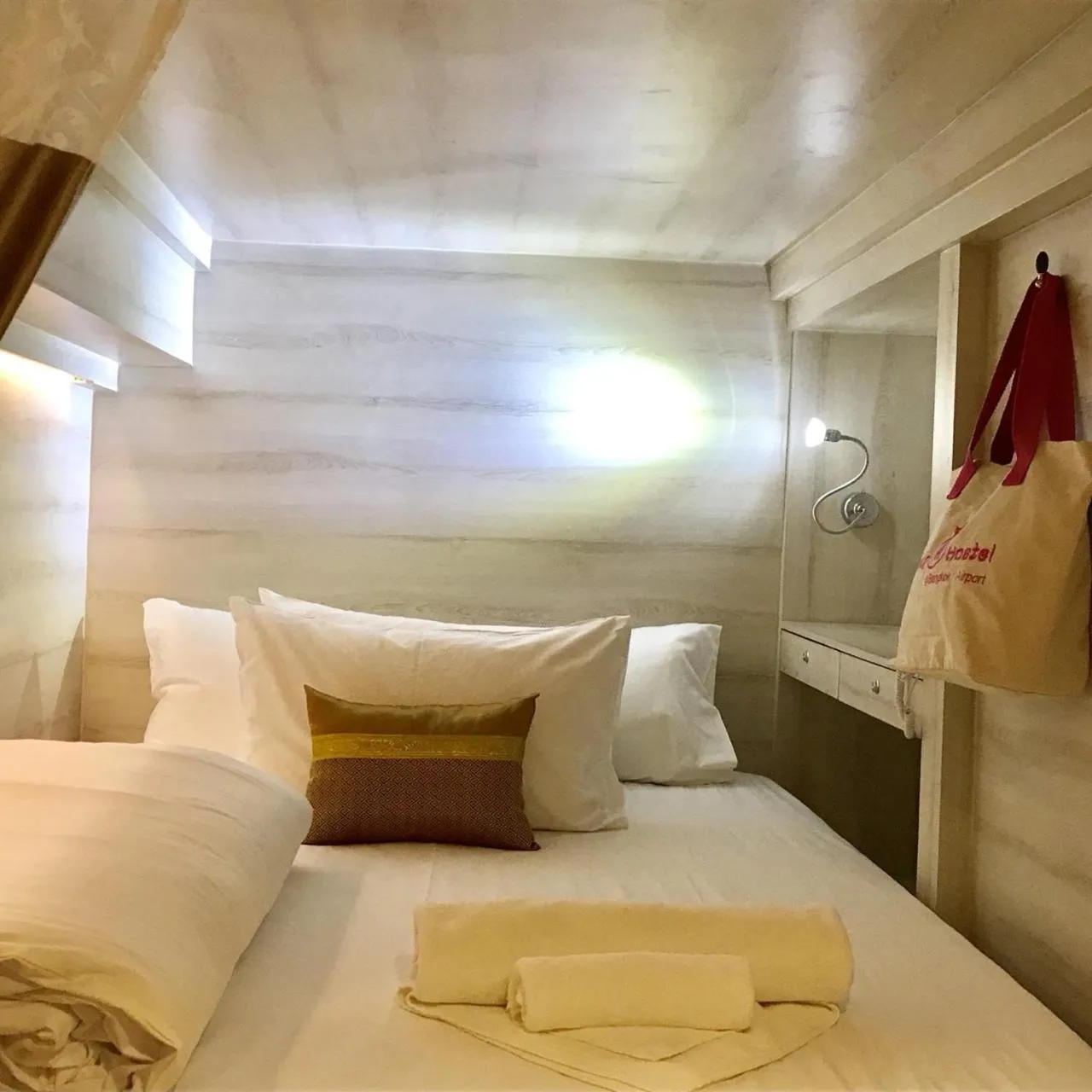 Bed in Mariya Lady Hostel Suvarnabhumi Airport