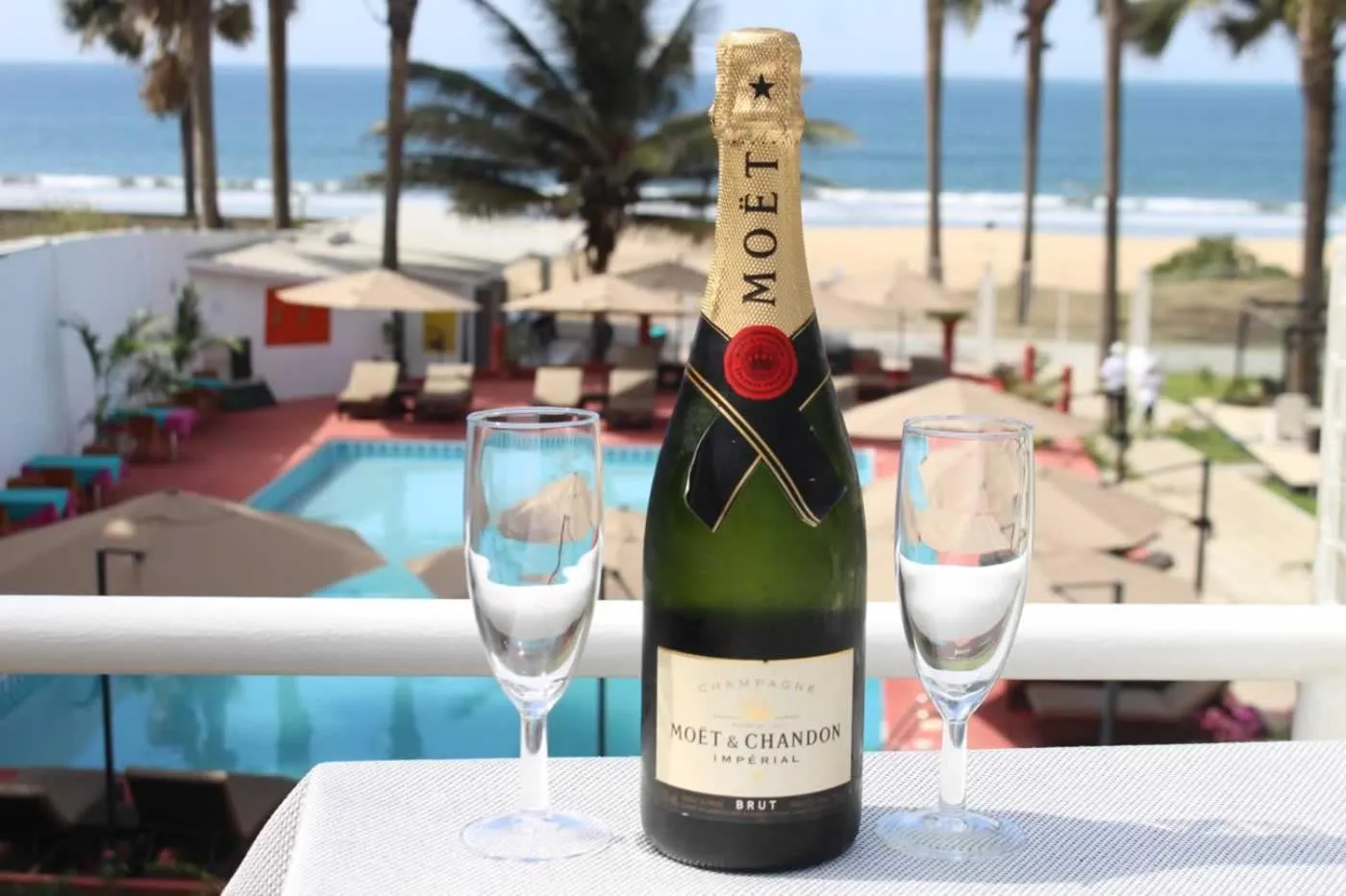 Restaurant/places to eat in Swiss Boutique Hotel