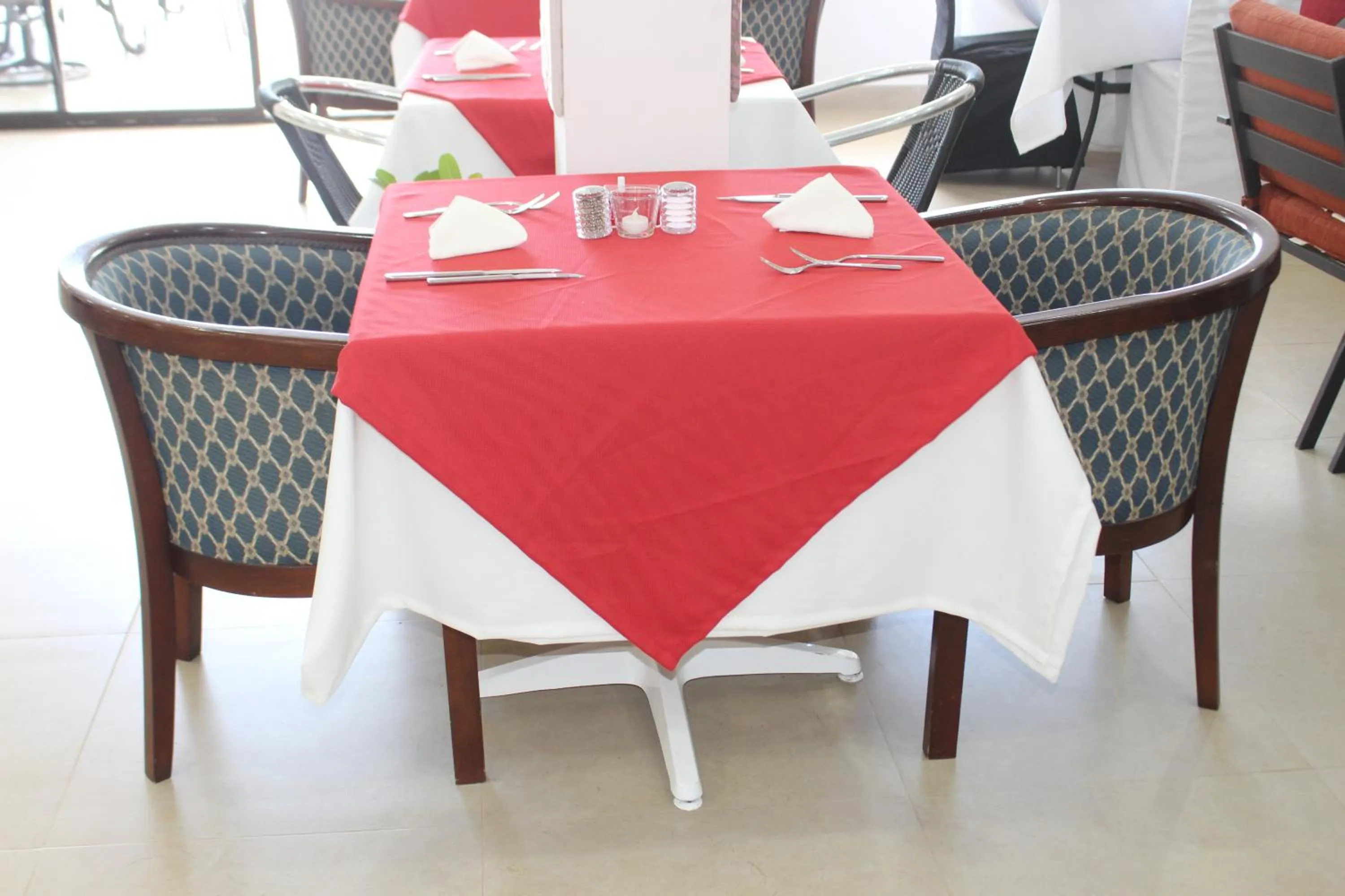 Restaurant/places to eat in Swiss Boutique Hotel