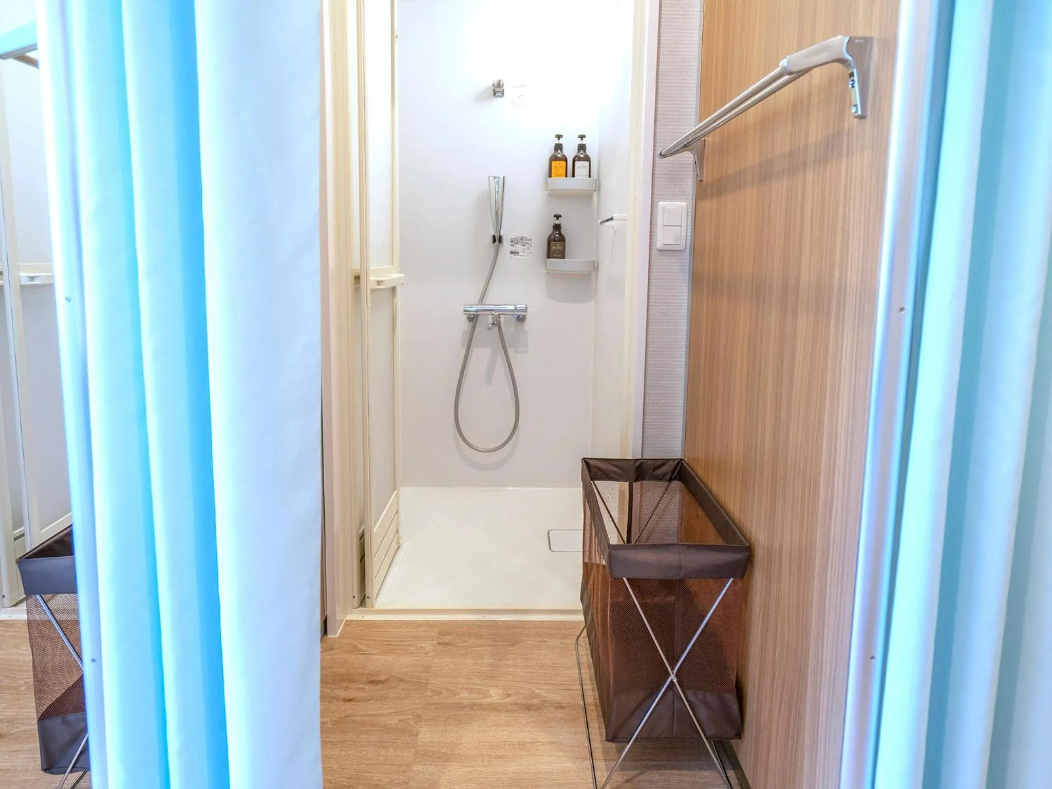 Shower in La'gent Hotel Okinawa Chatan Hotel and Hostel