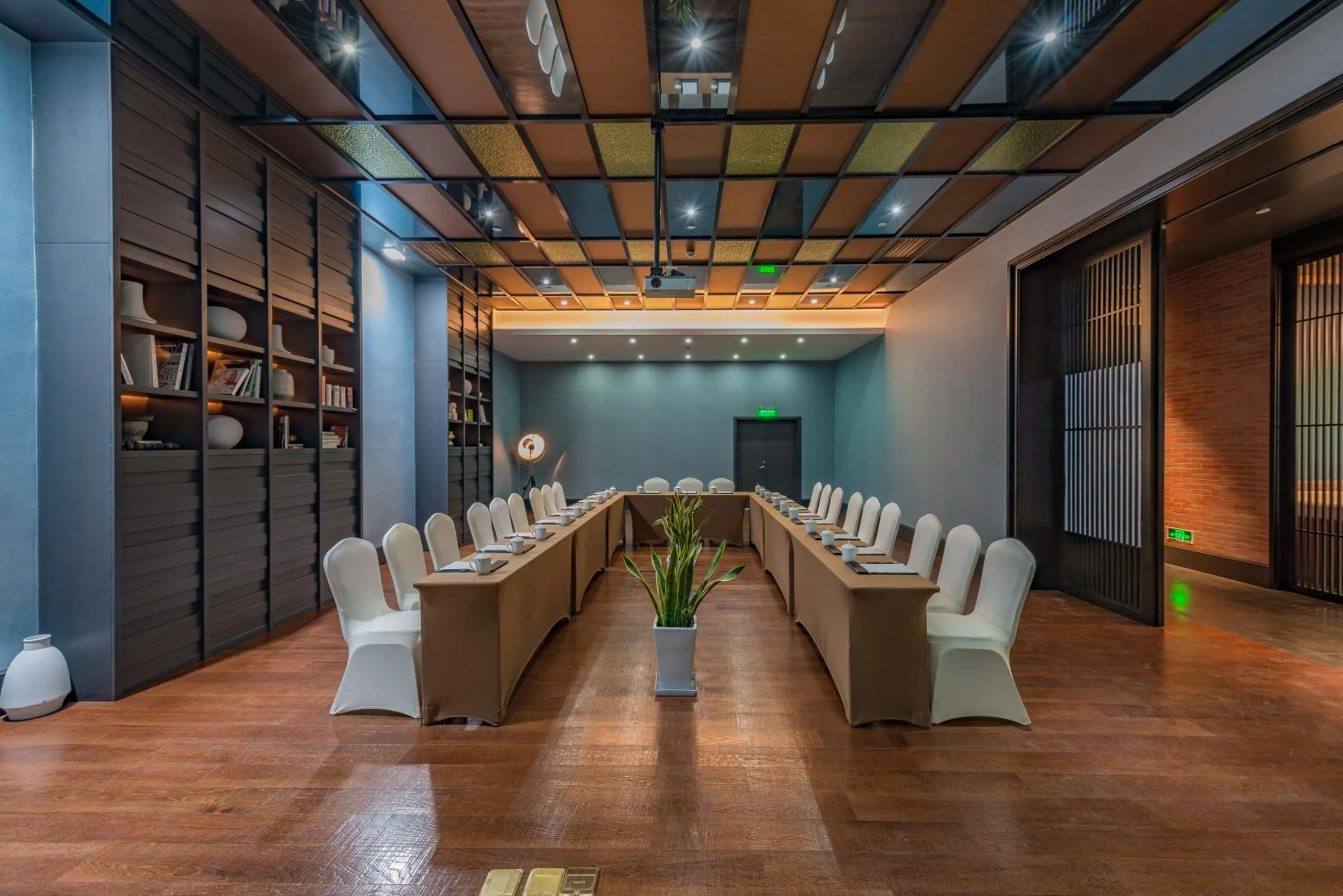 Meeting/conference room in Yiting Hotel Yuanzhou, Shanghai