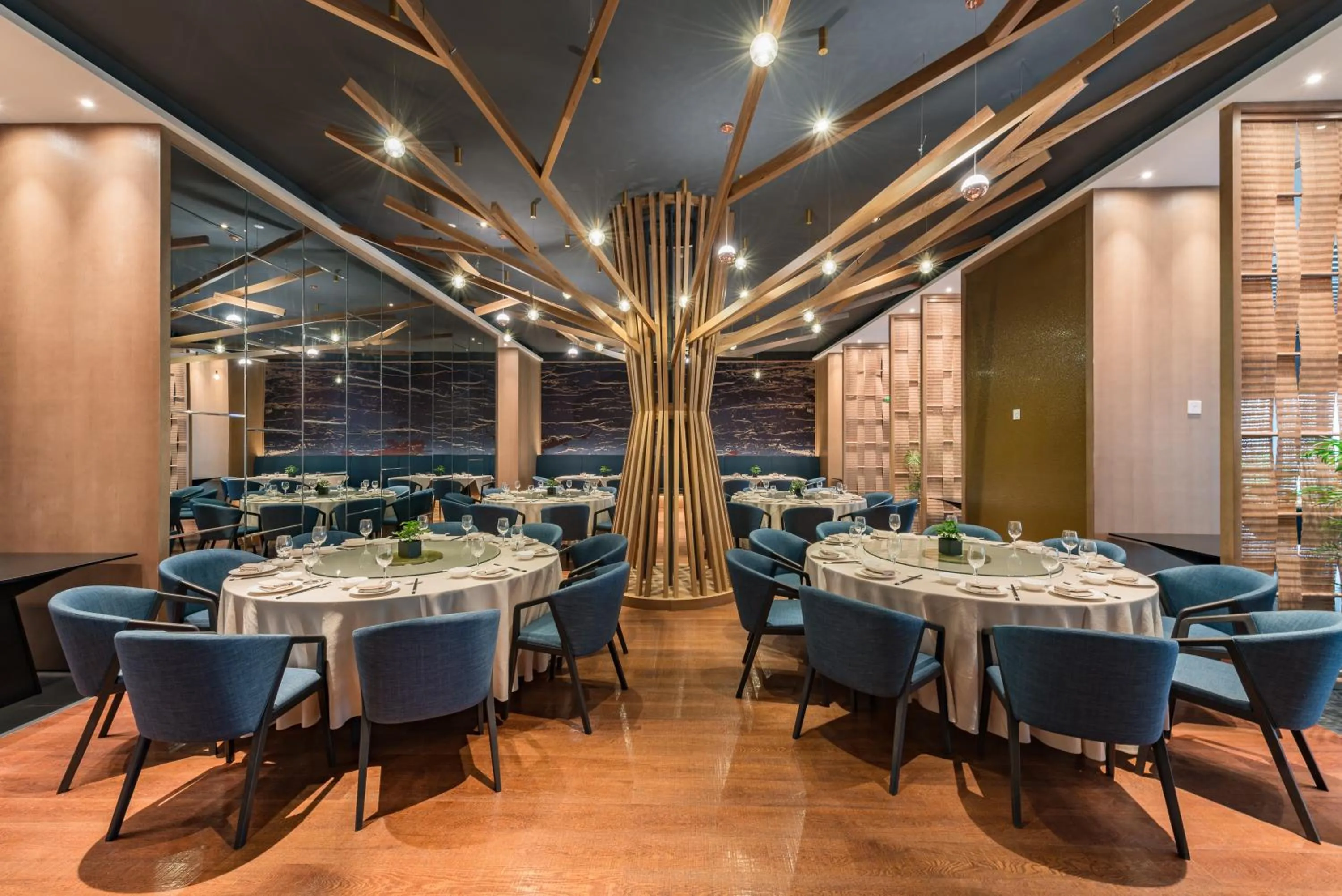 Restaurant/places to eat in Yiting Hotel Yuanzhou, Shanghai