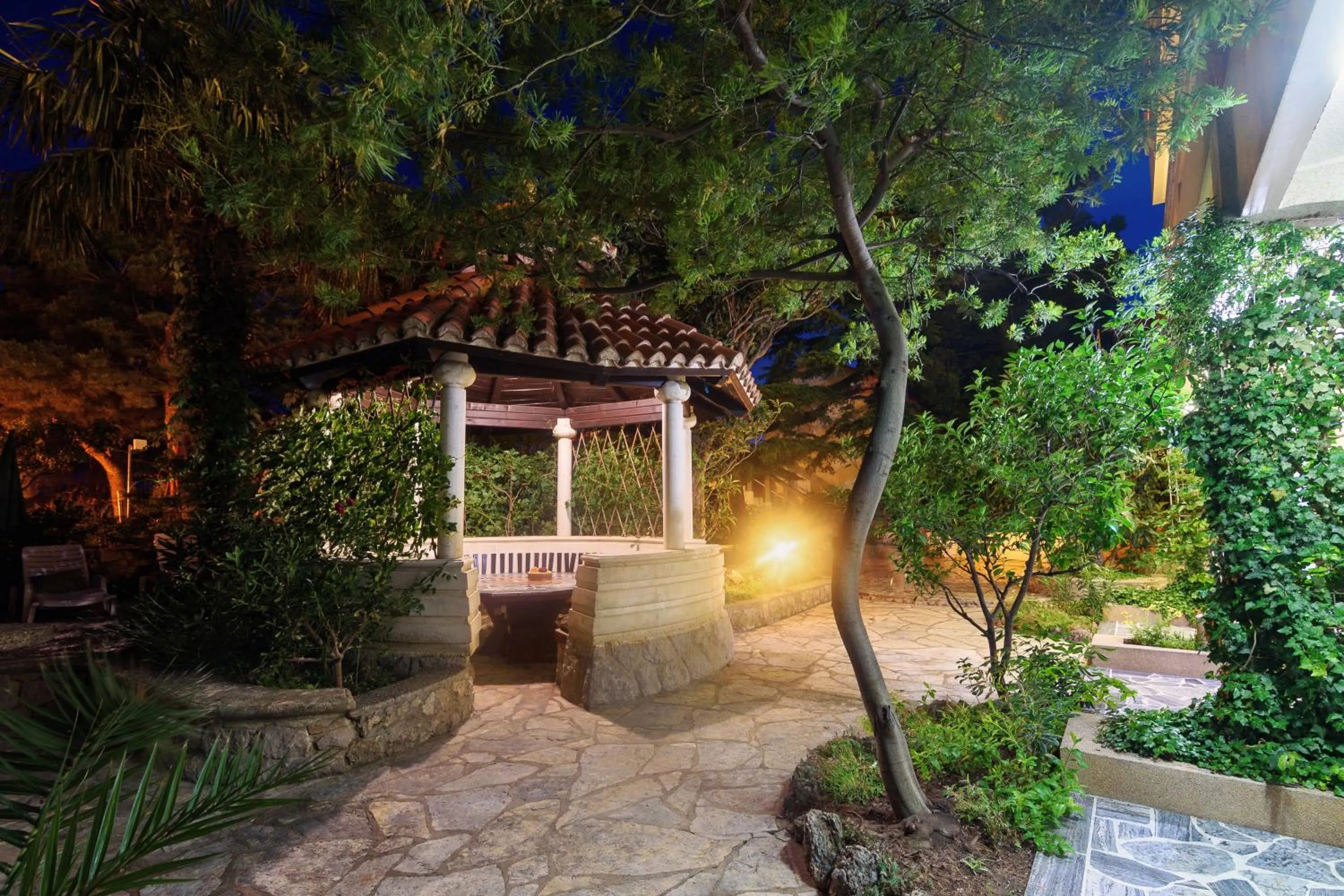 Night in Villa Vicko