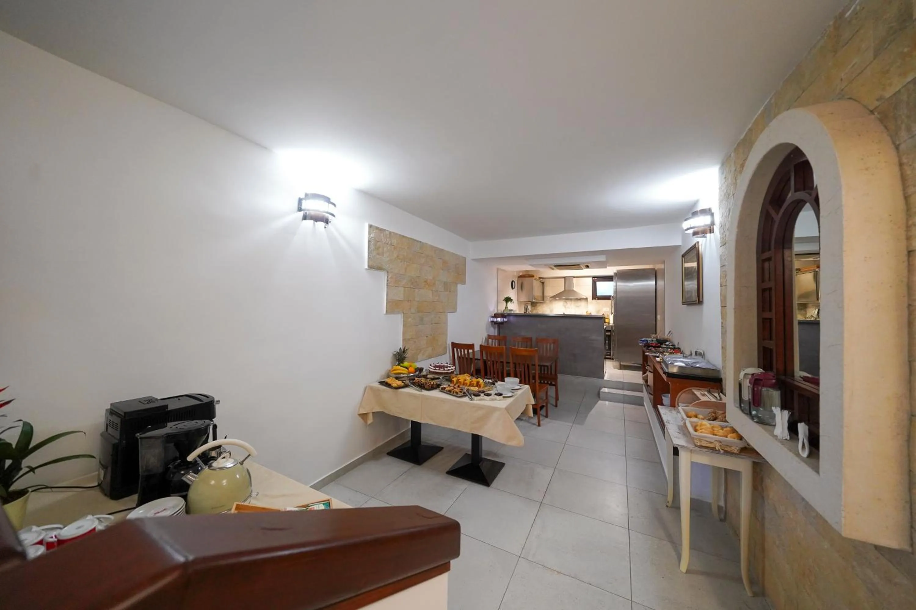 Restaurant/places to eat in Villa Vicko