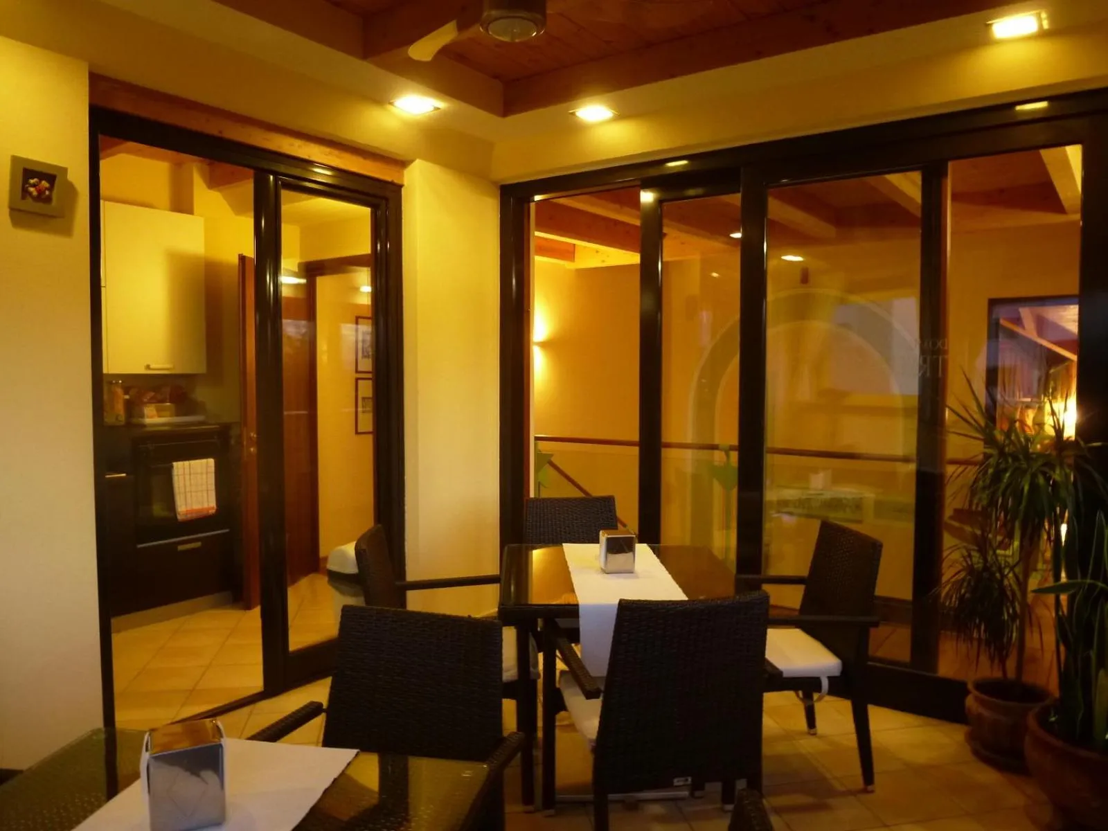 Communal lounge/ TV room in B&B Domus Traiani Benevento