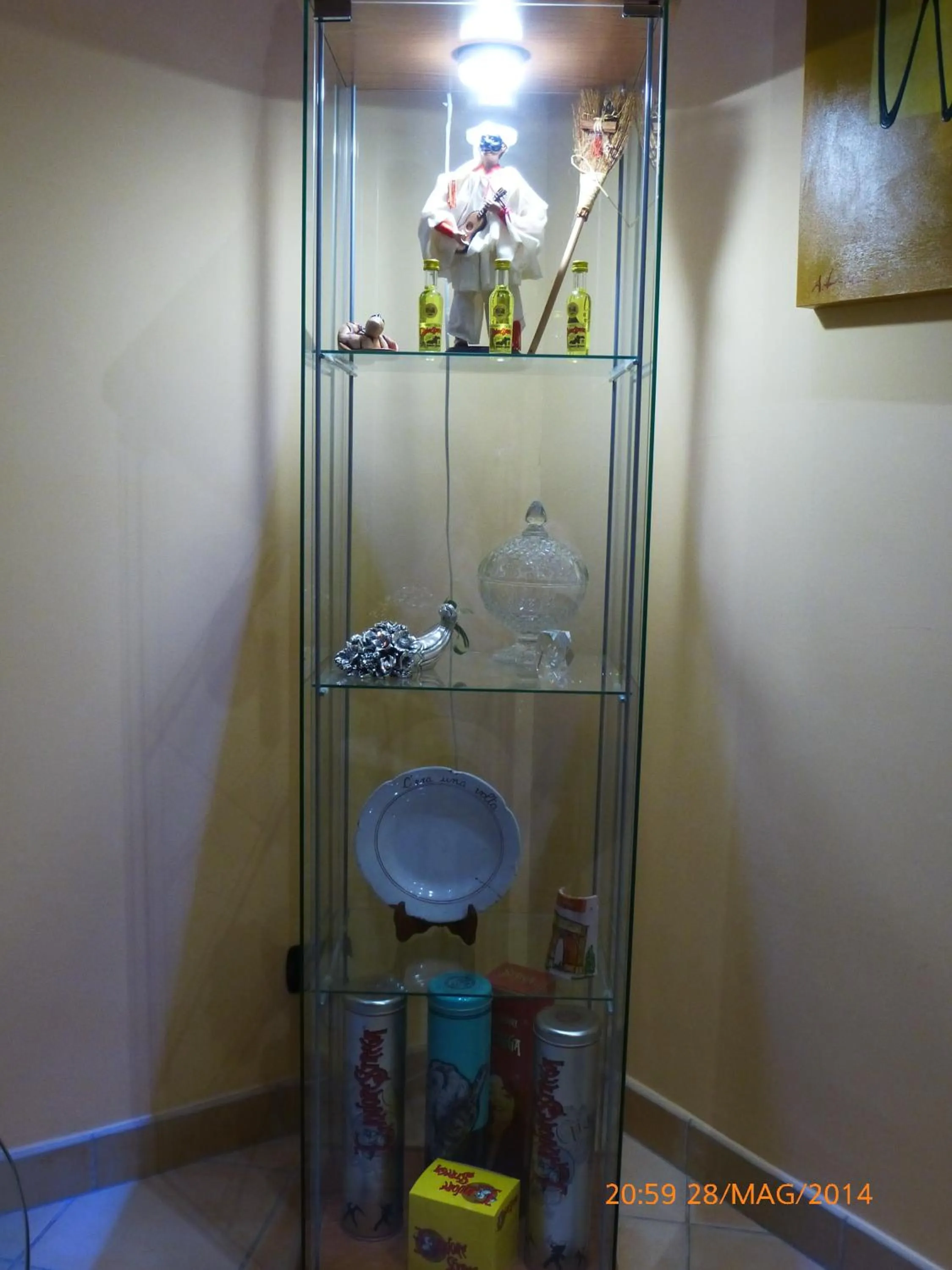 Decorative detail in B&B Domus Traiani Benevento