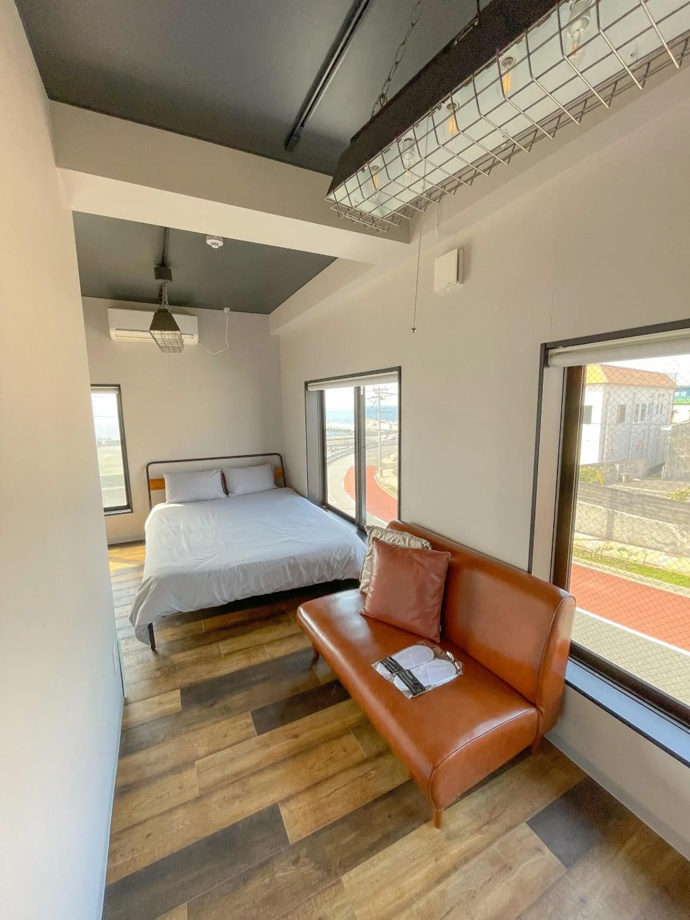 Double Room - single occupancy in Book Tea Bed IZUOSHIMA Double Room - single occupancy in Book Tea Bed IZUOSHIMA