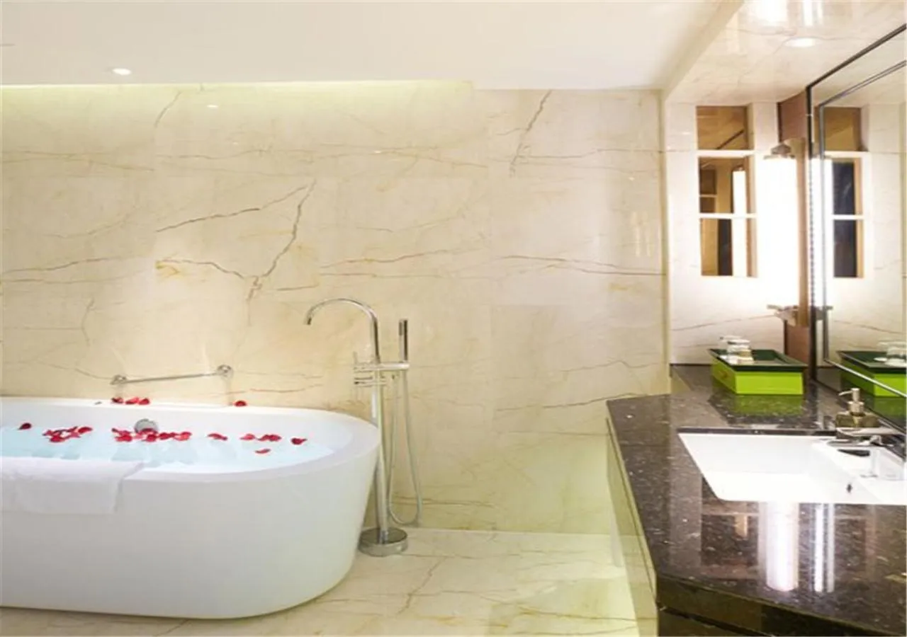 Xiamen Airlines Lakeside Hotel