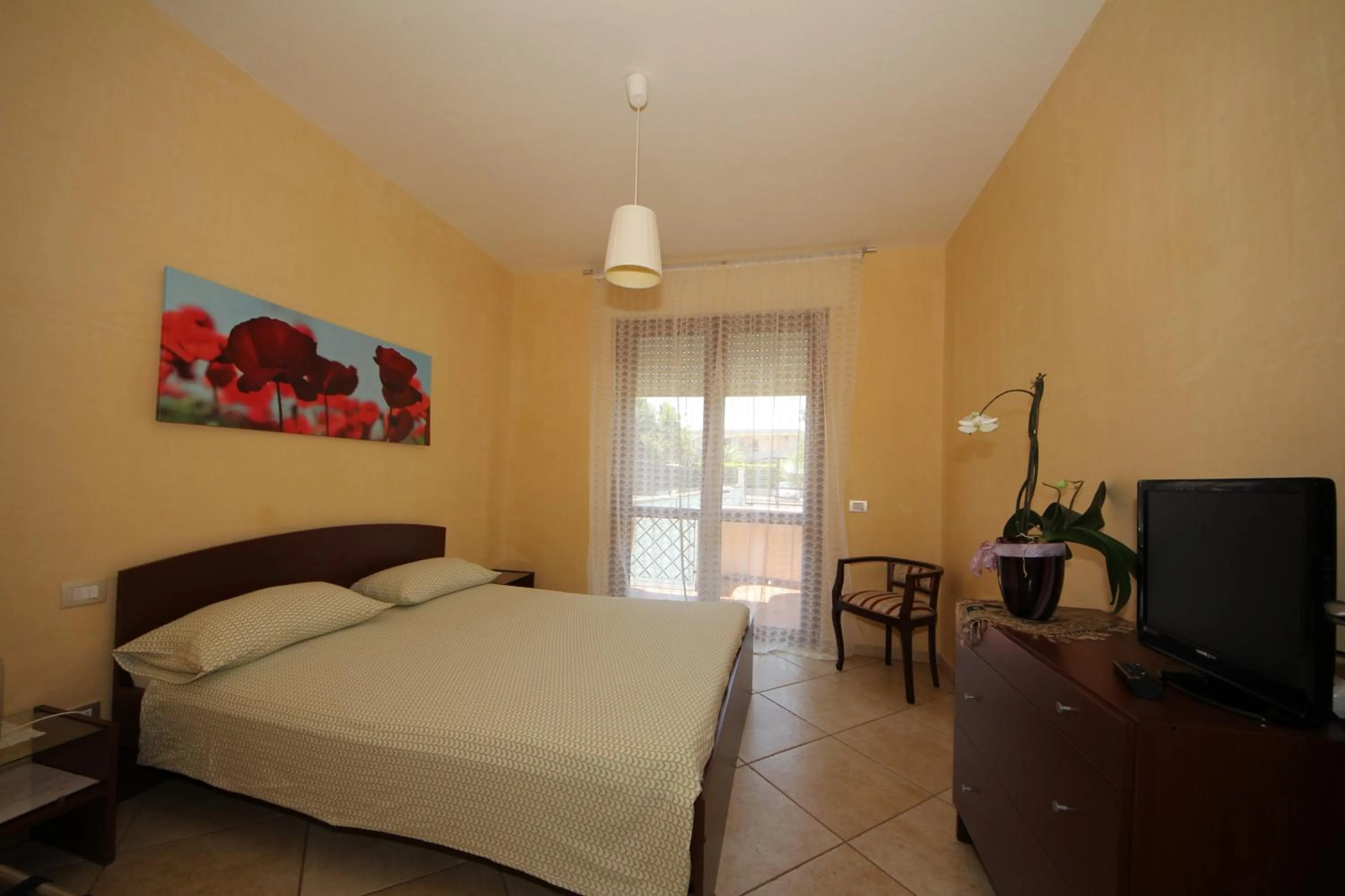 Photo of the whole room, Bed in B&B La Rosa Blu