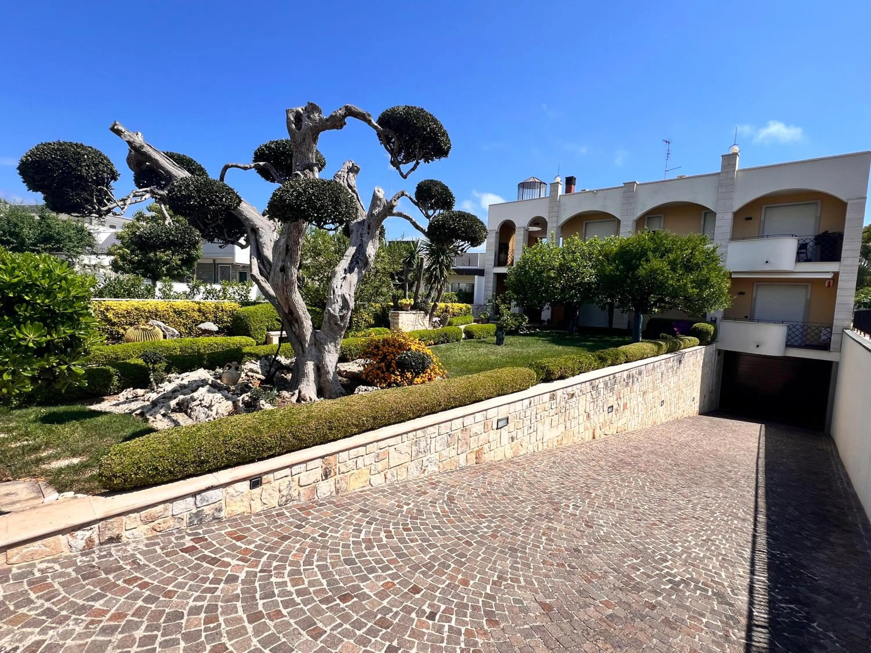 Property building in B&B La Rosa Blu