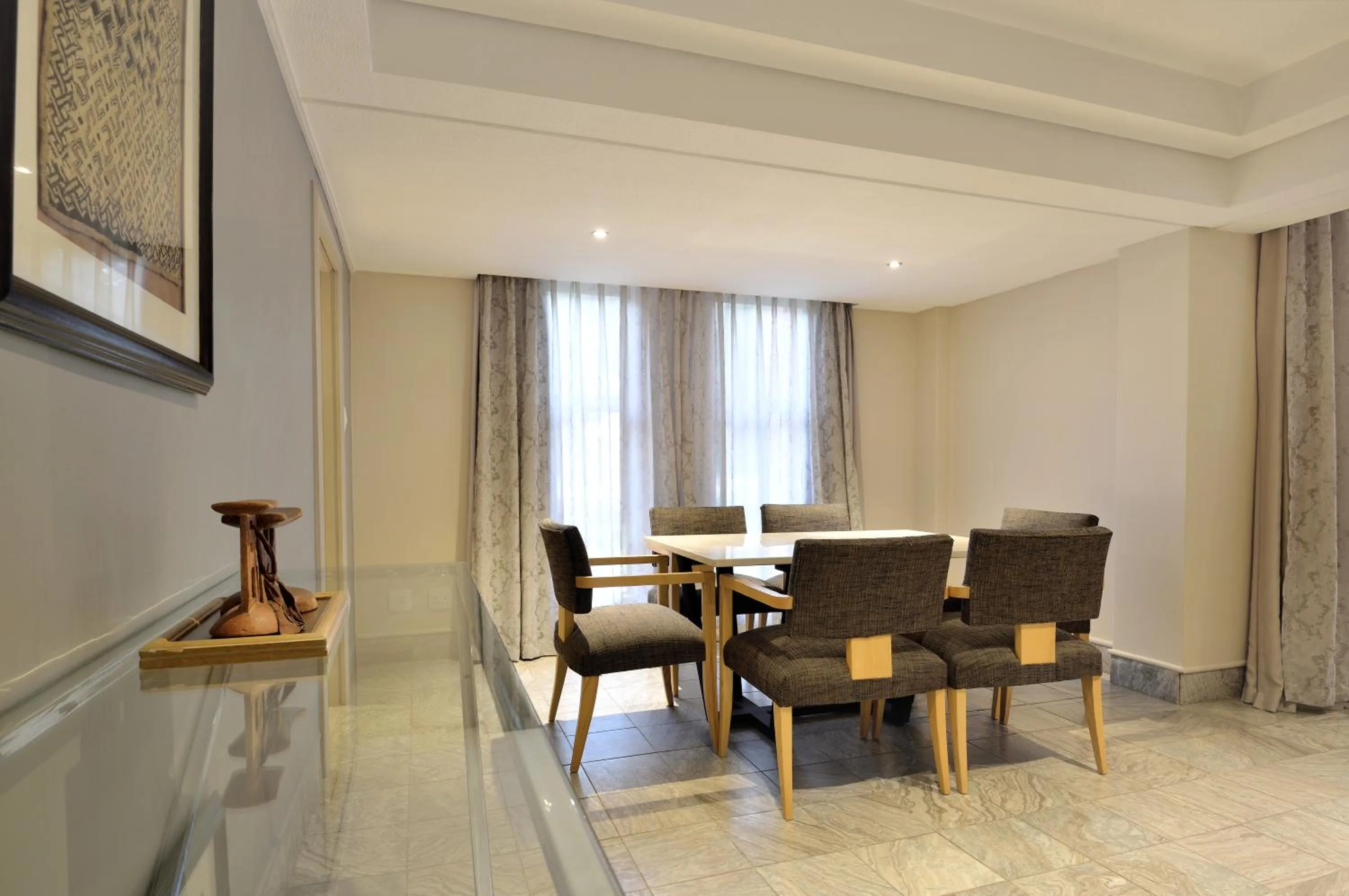 Dining area in Windhoek Country Club Resort