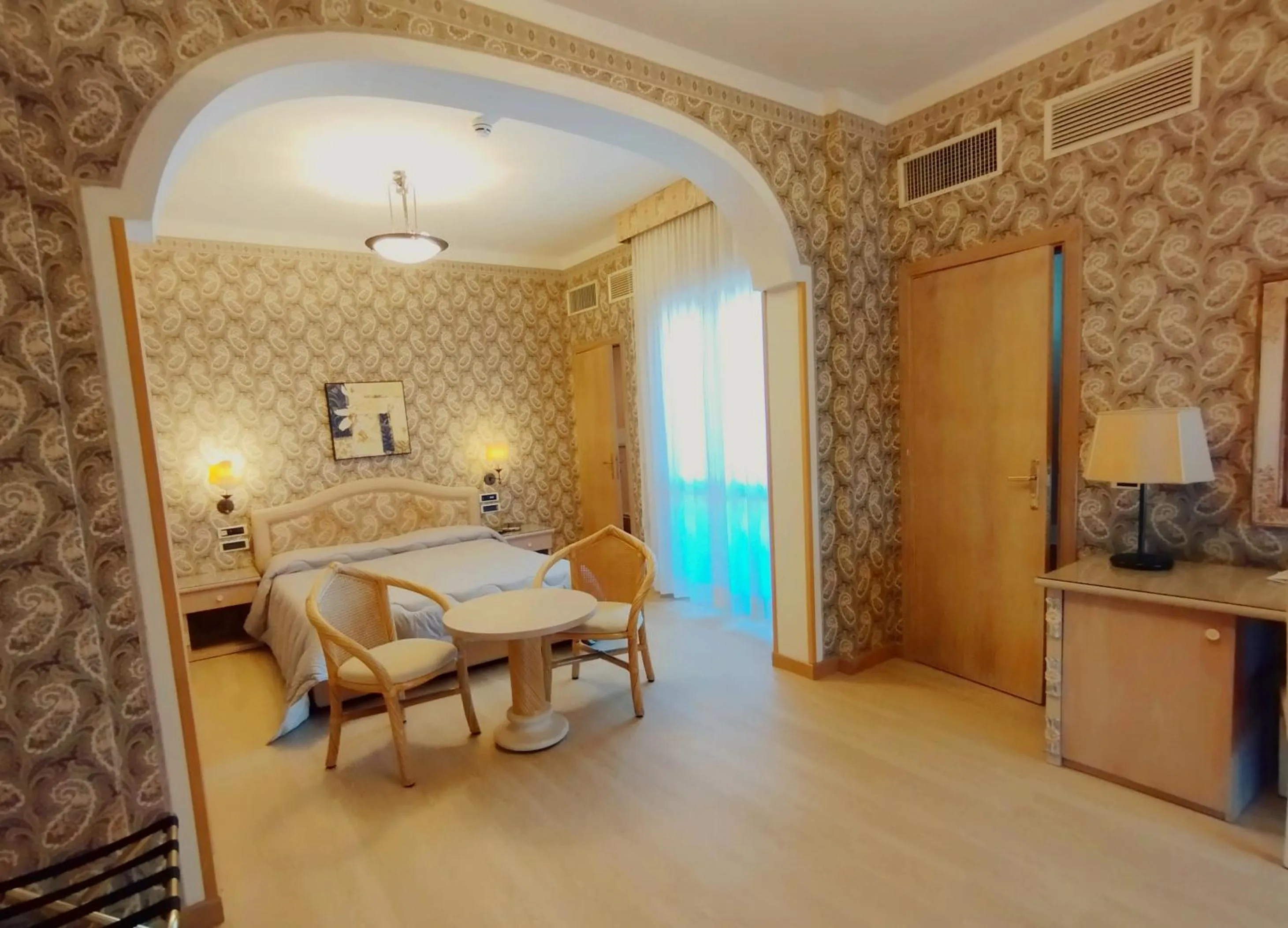 Bed in Hotel Promenade