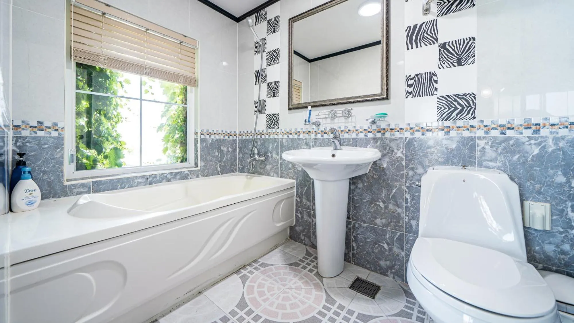 Bathroom in Pension Badawa