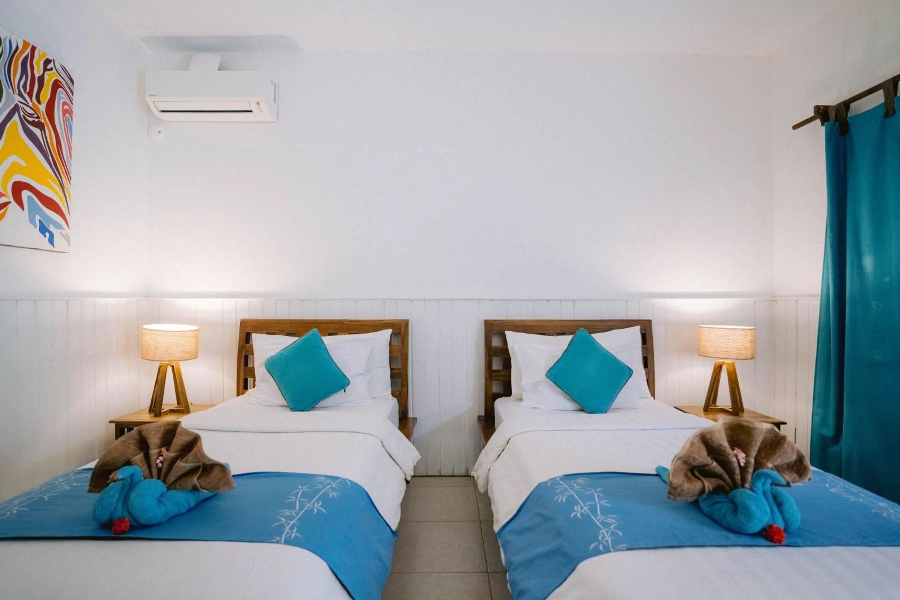 Bed in Tír na nÓg Beachfront Resort