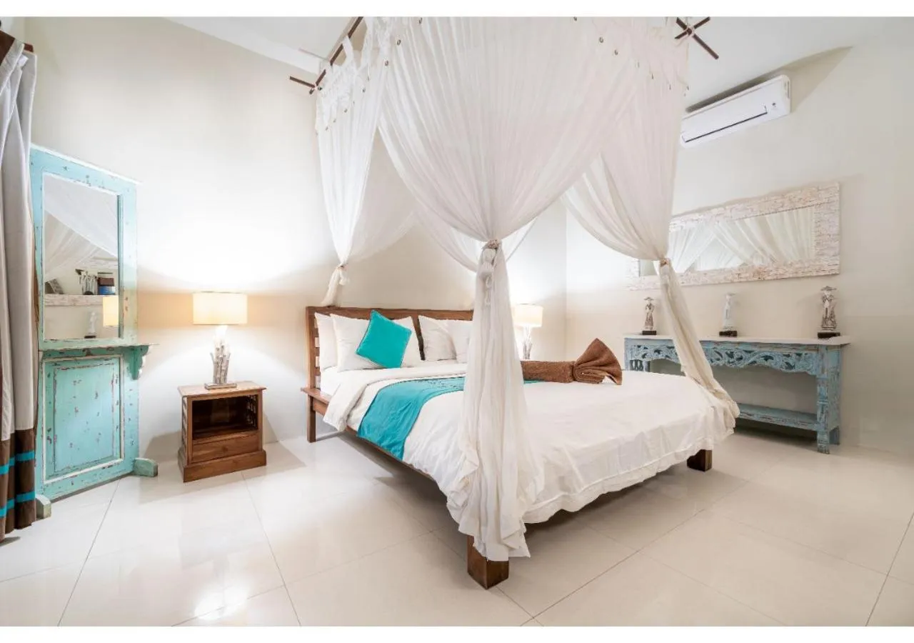 Bed in Tír na nÓg Beachfront Resort