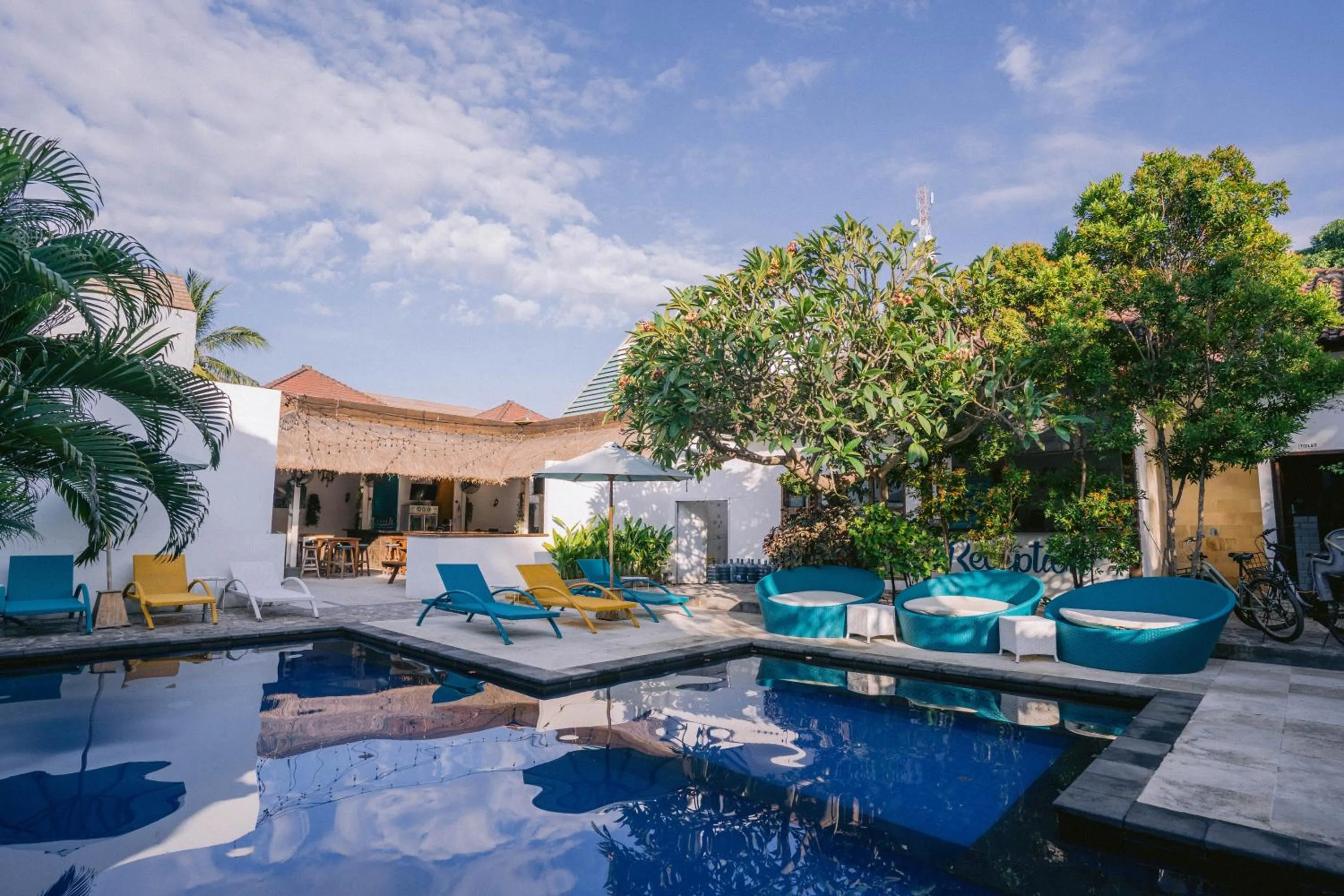 Swimming pool in Tír na nÓg Beachfront Resort