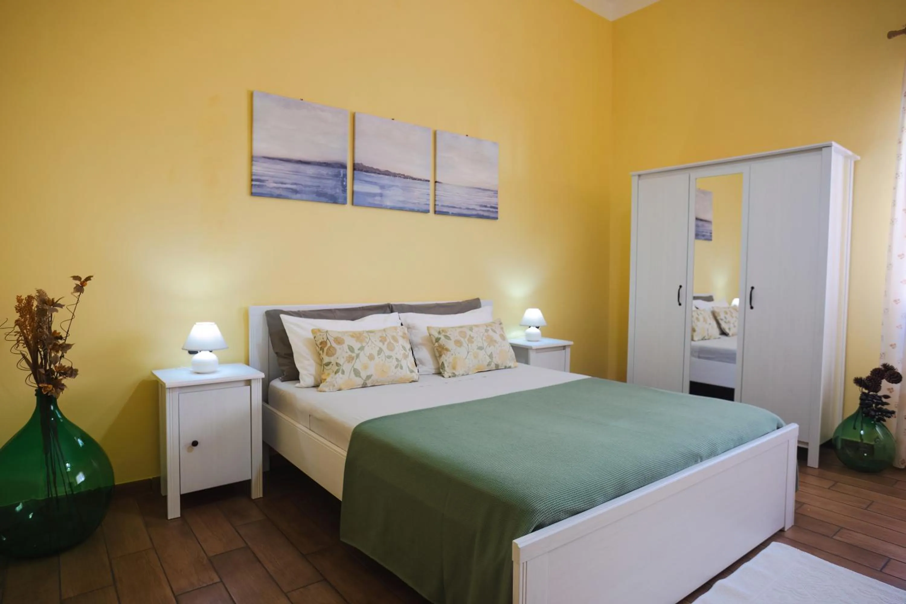 Bedroom, Bed in B&B L'Albero Dei Limoni