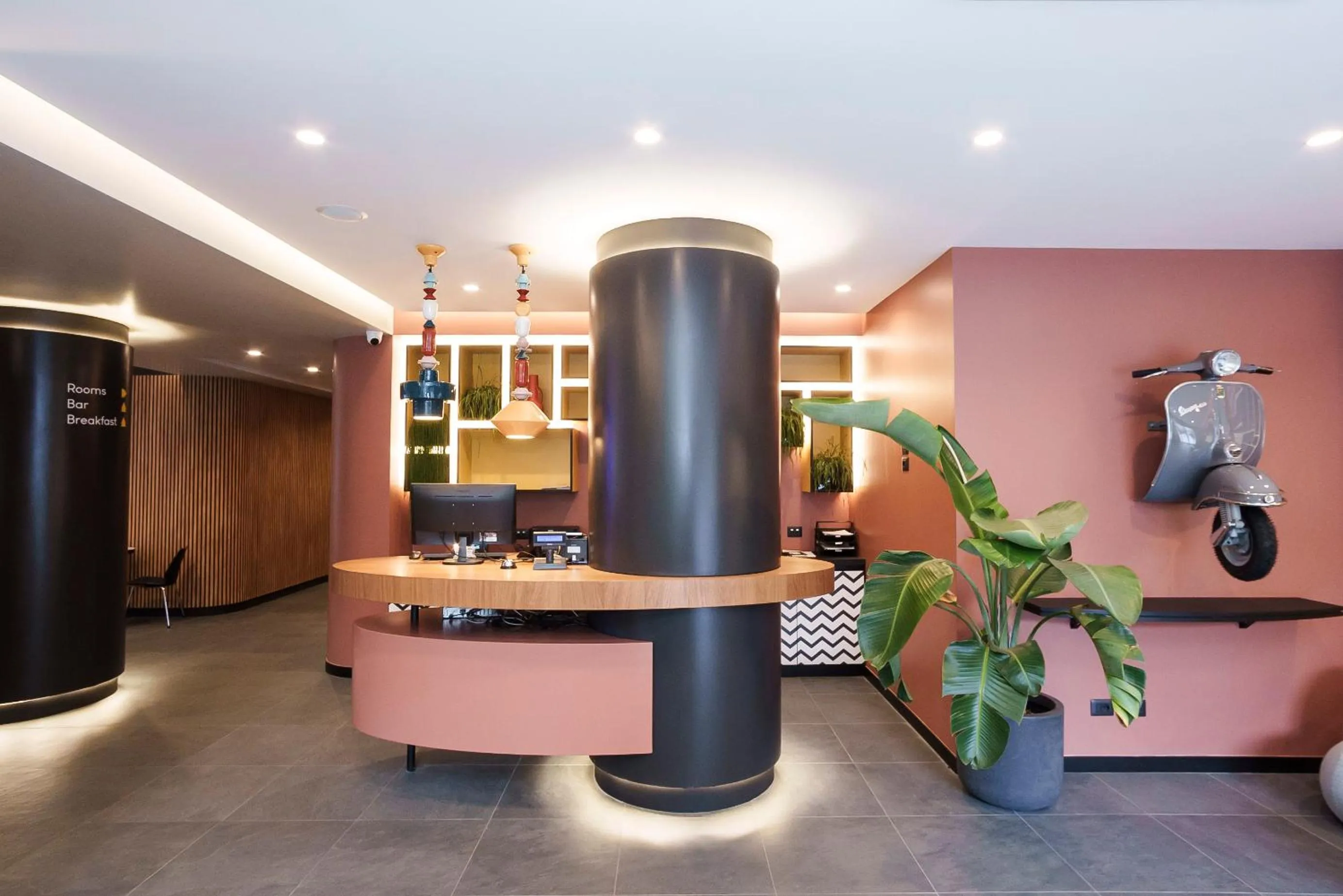 Lobby or reception in Aparthotel Colombo Roma