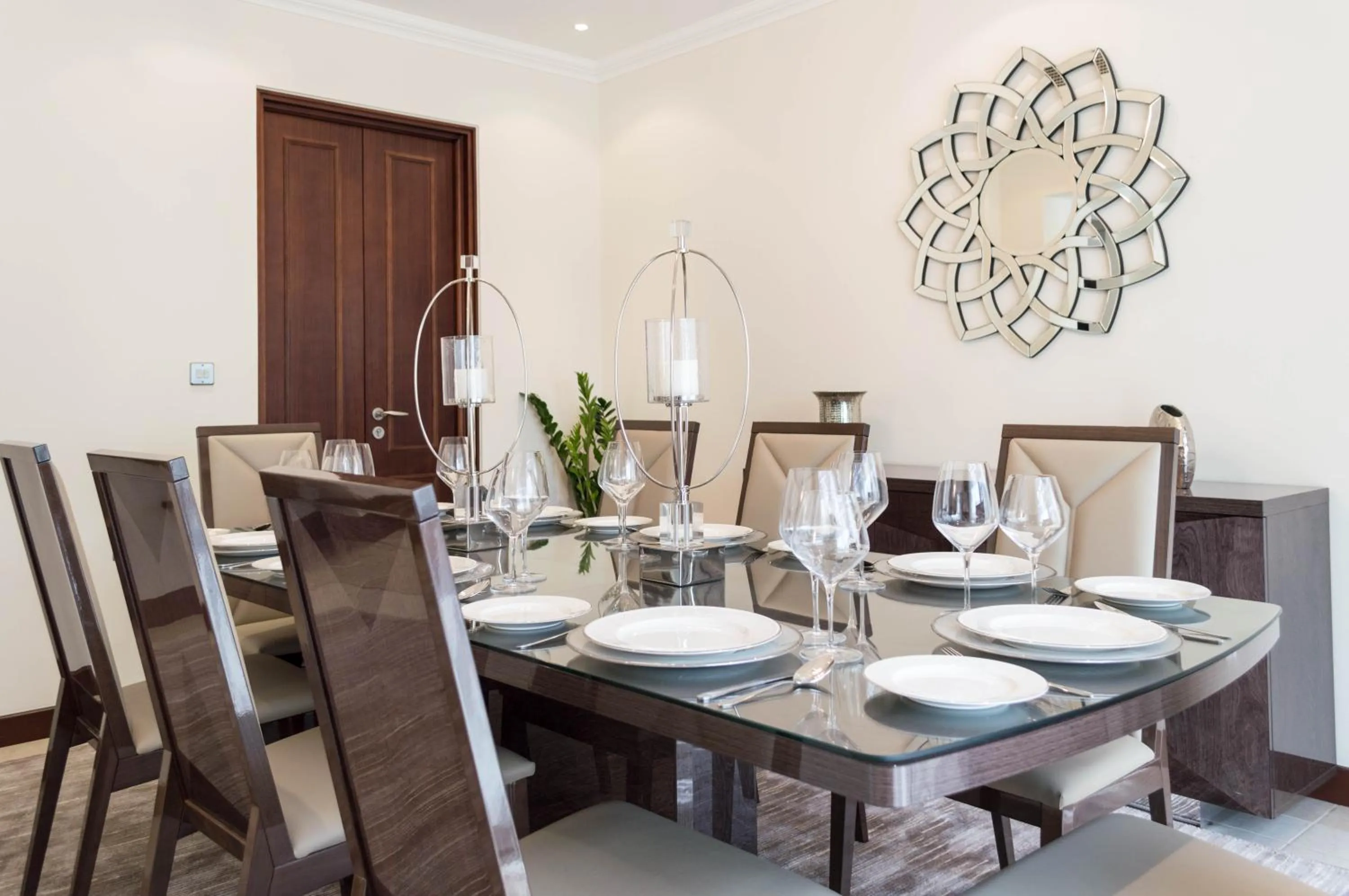 Dining area in Elara & Golf Villas - curated by Park Hyatt Dubai