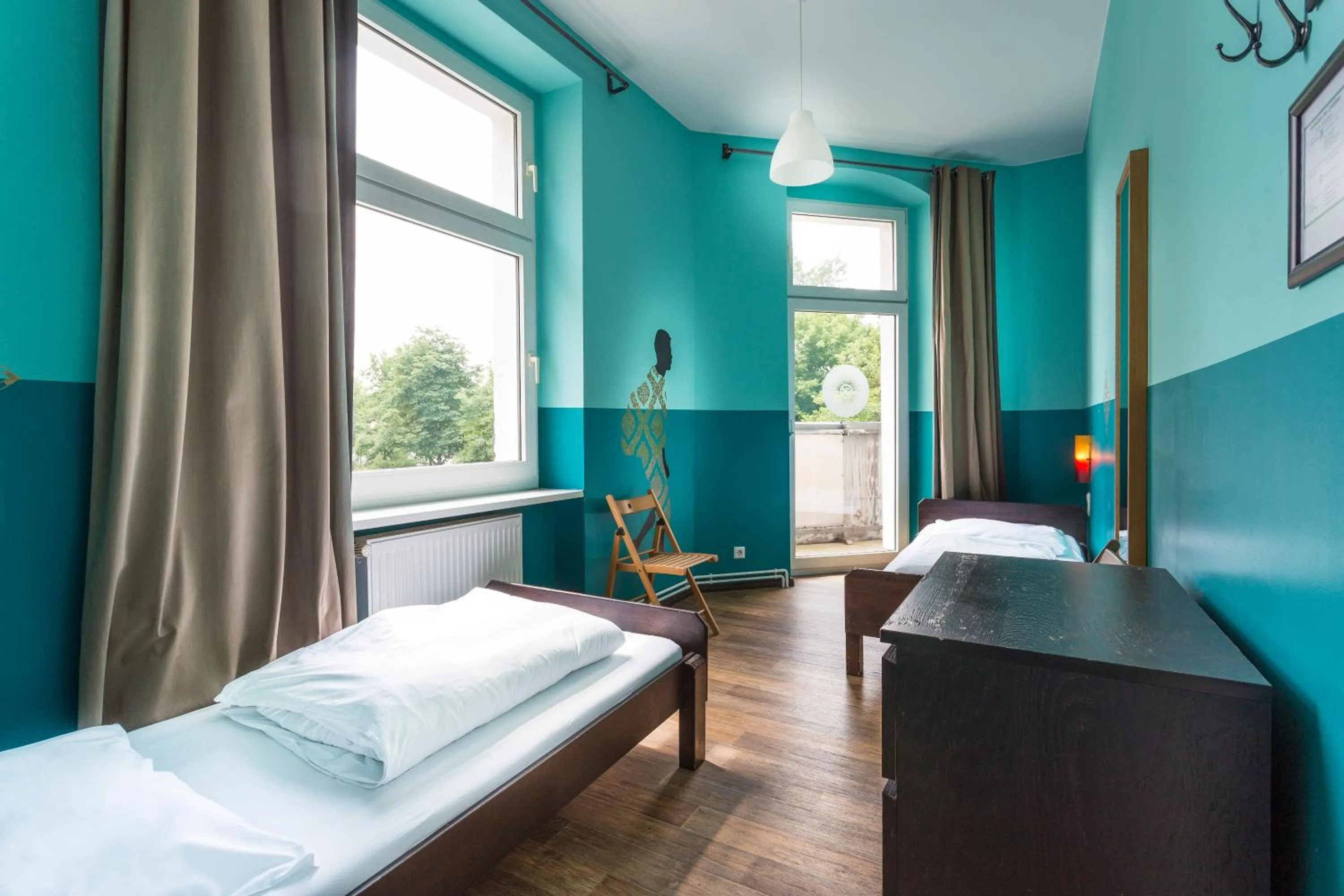 Photo of the whole room, Bed in Sunflower Hostel Berlin