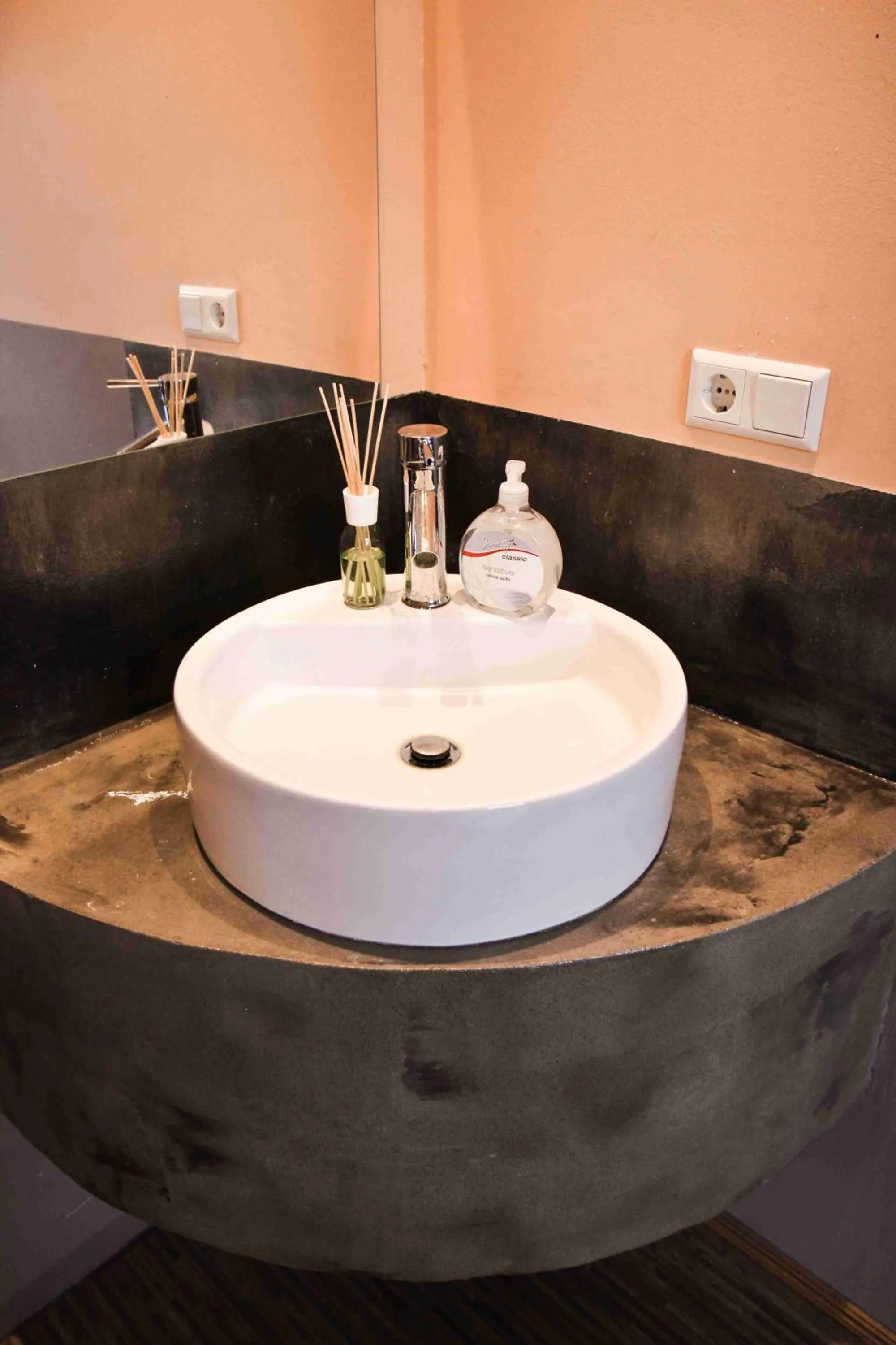 Bathroom in Sunflower Hostel Berlin