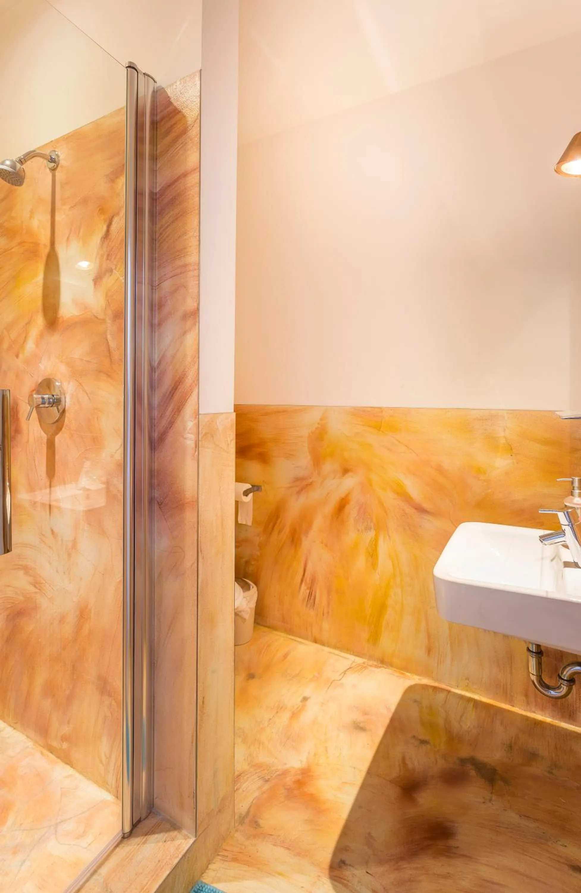 Bathroom in Sunflower Hostel Berlin