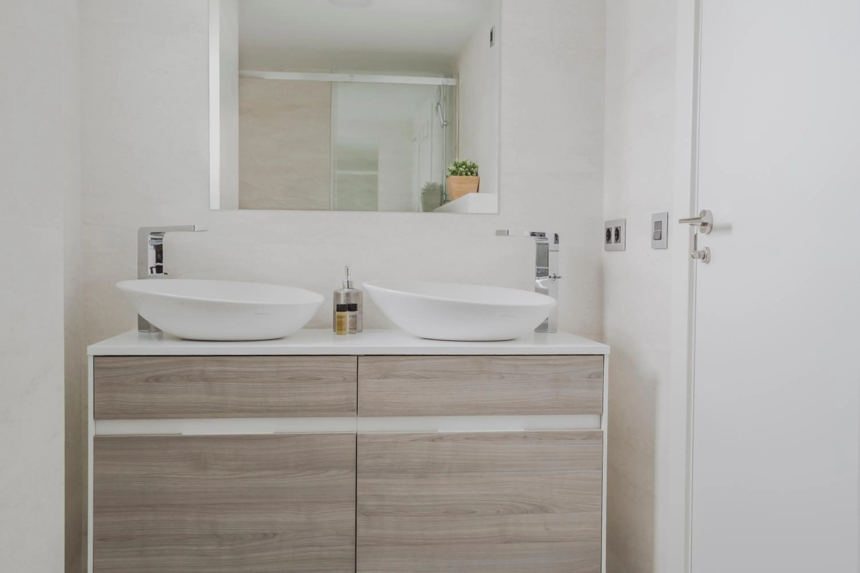 Bathroom in HQ Rooms Apartments San Vicente