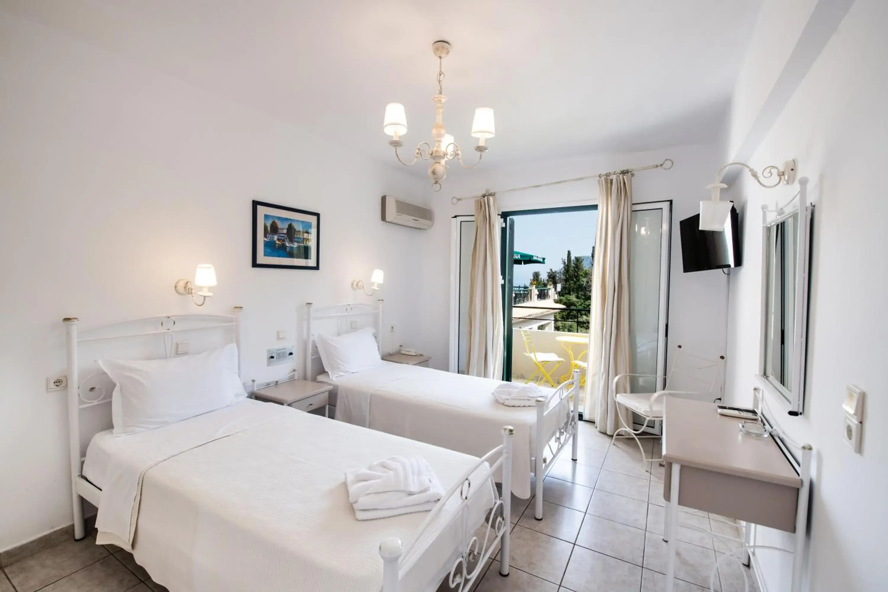 Standard Room - single occupancy in Santa Marina Hotel Standard Room - single occupancy in Santa Marina Hotel