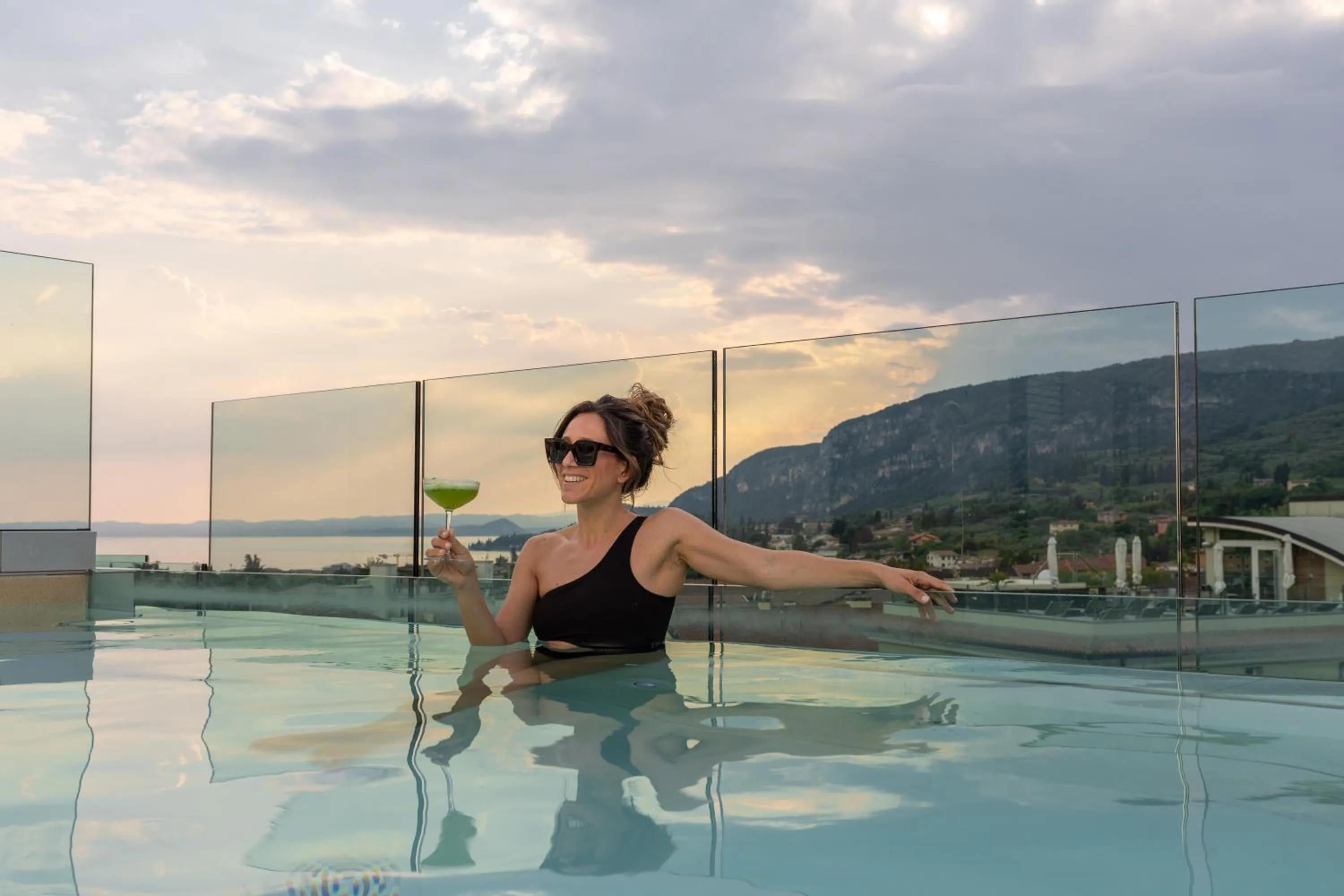 Swimming pool in Amaris