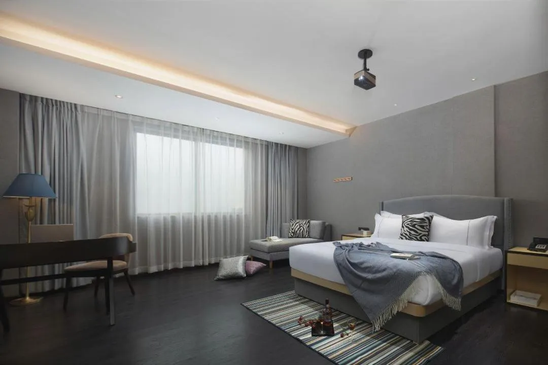 Bedroom, Bed in Guangzhou Mustin Hotel