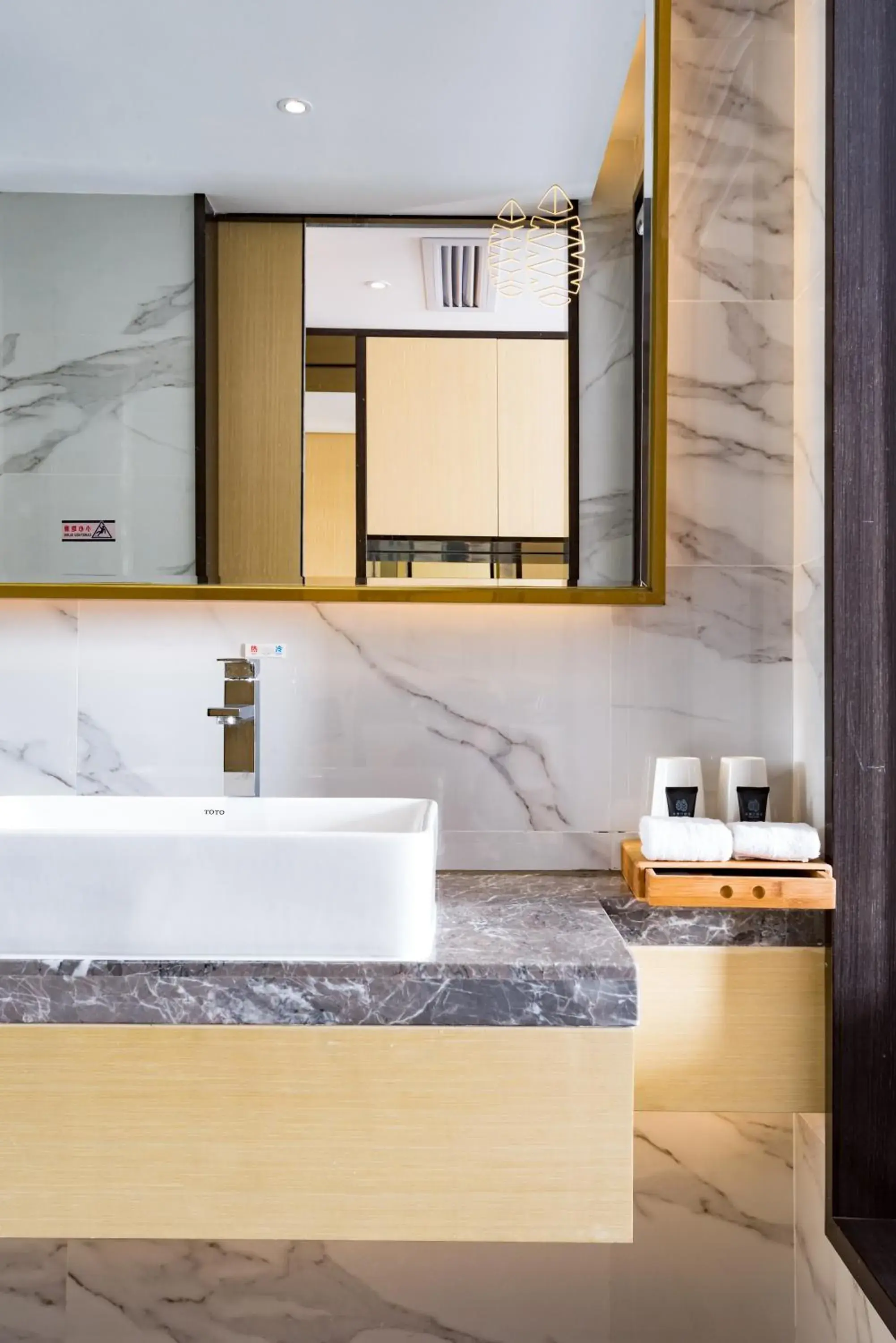 Deluxe Twin Room in Guangzhou Mustin Hotel Deluxe Twin Room in Guangzhou Mustin Hotel