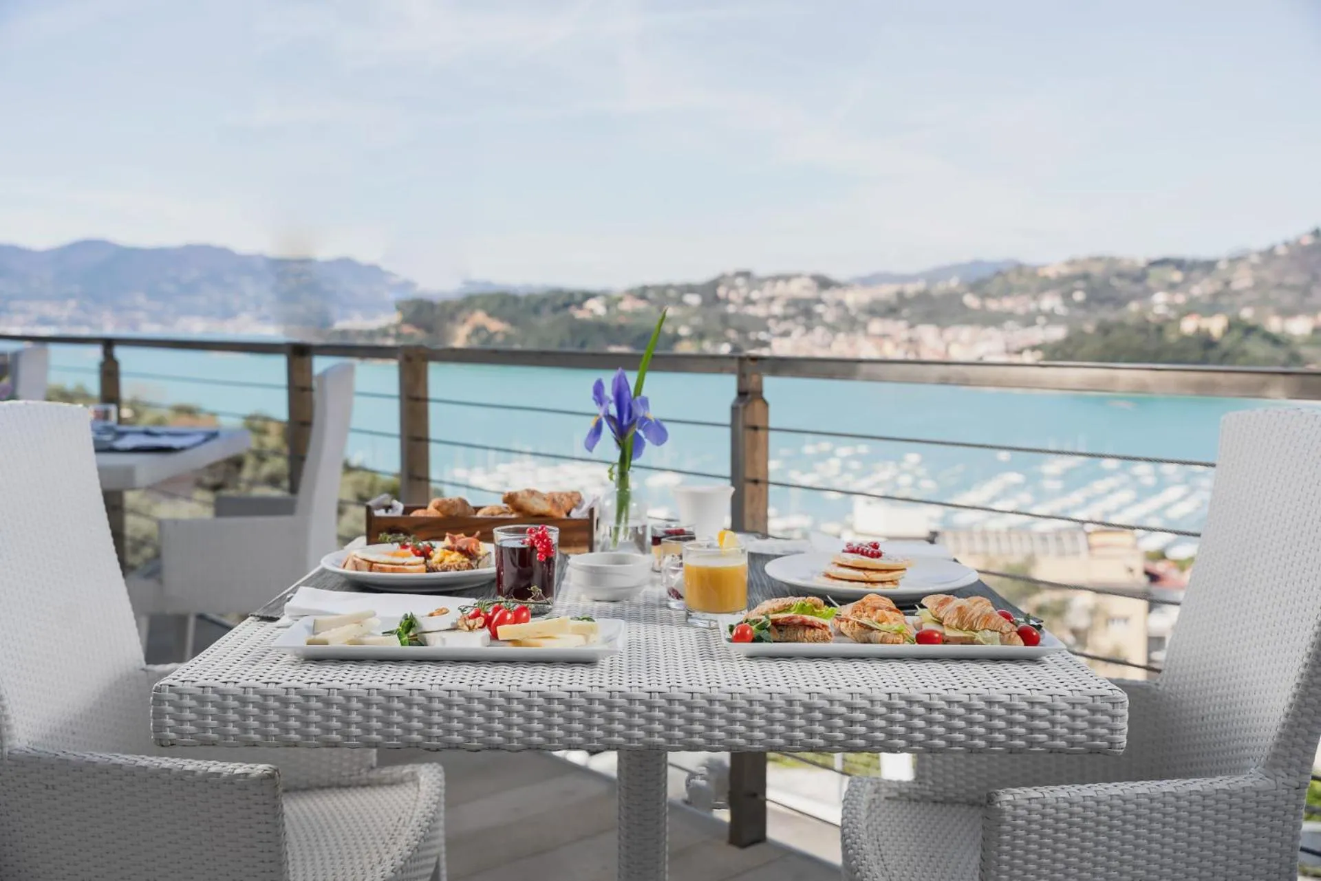 Breakfast in Europa Grand Hotel