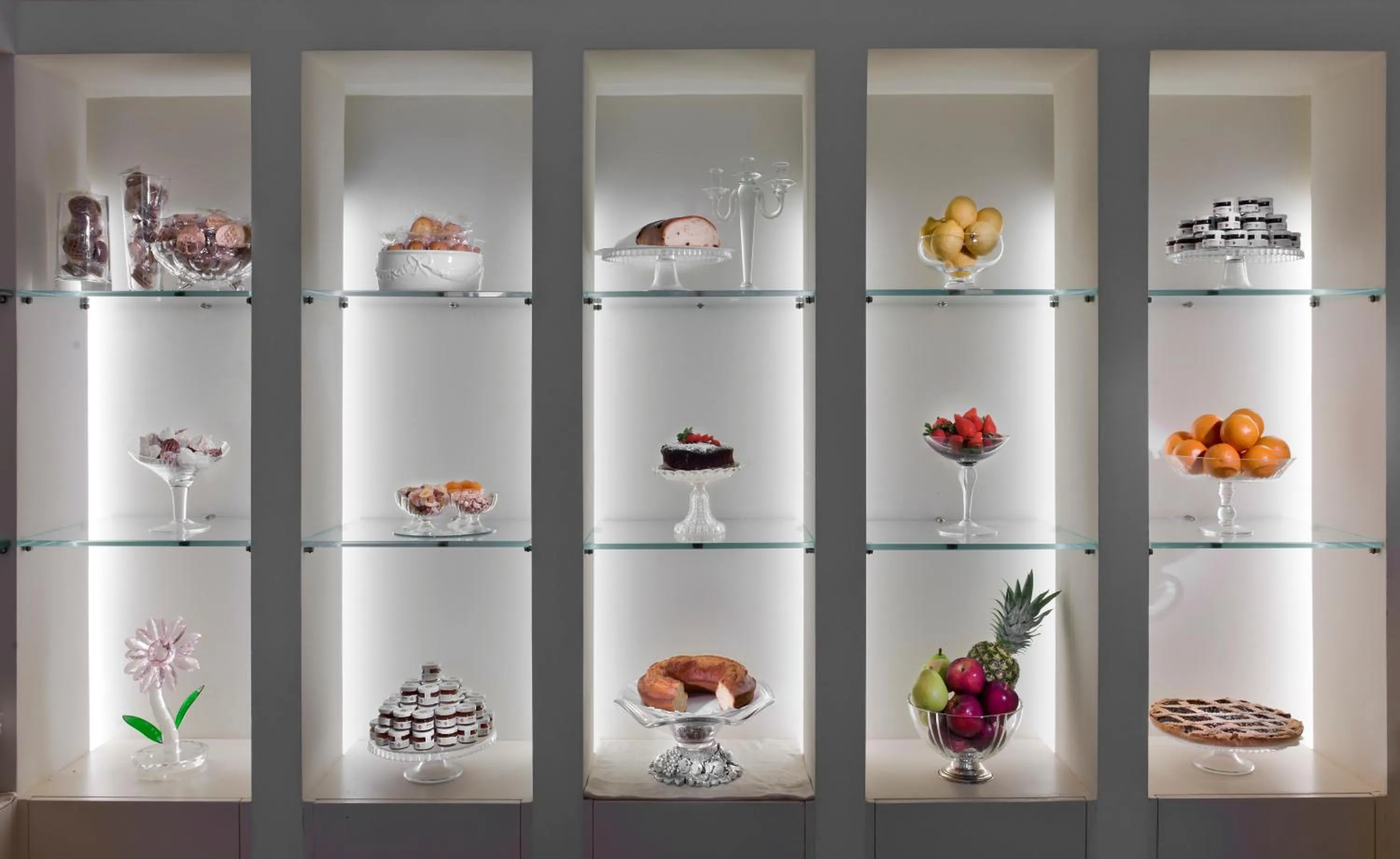 Restaurant/places to eat in Europa Grand Hotel