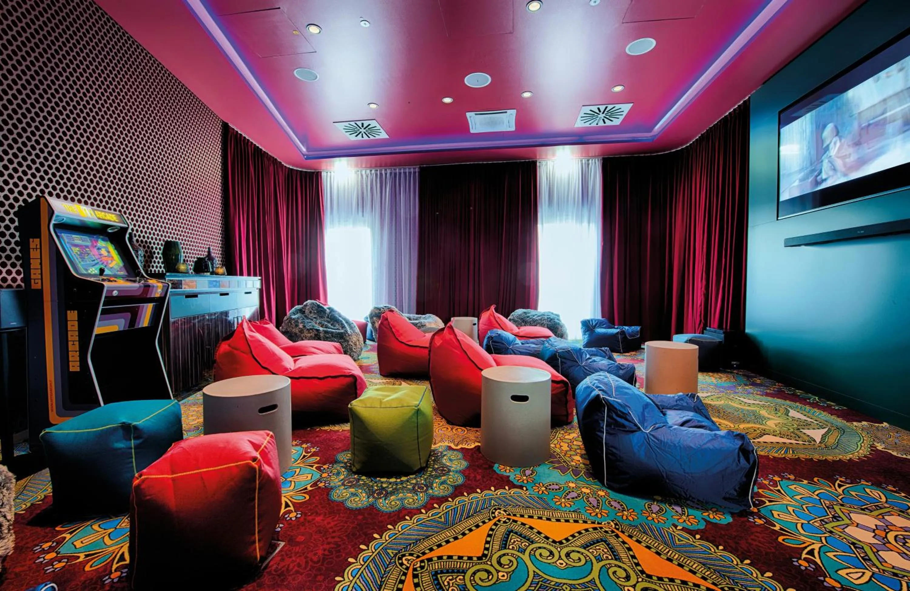 Lobby or reception in NYX Hotel Munich by Leonardo Hotels