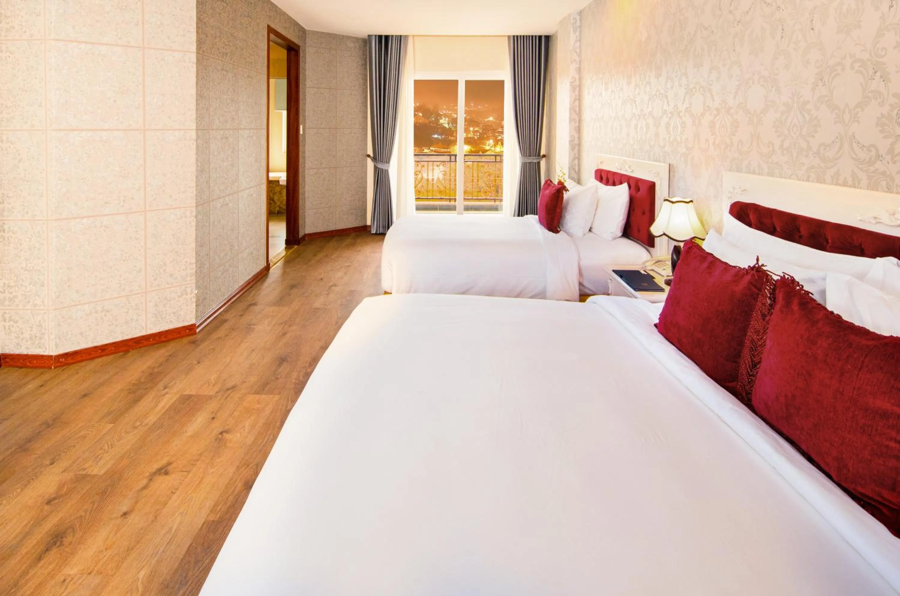 Bed in Ladalat Hotel