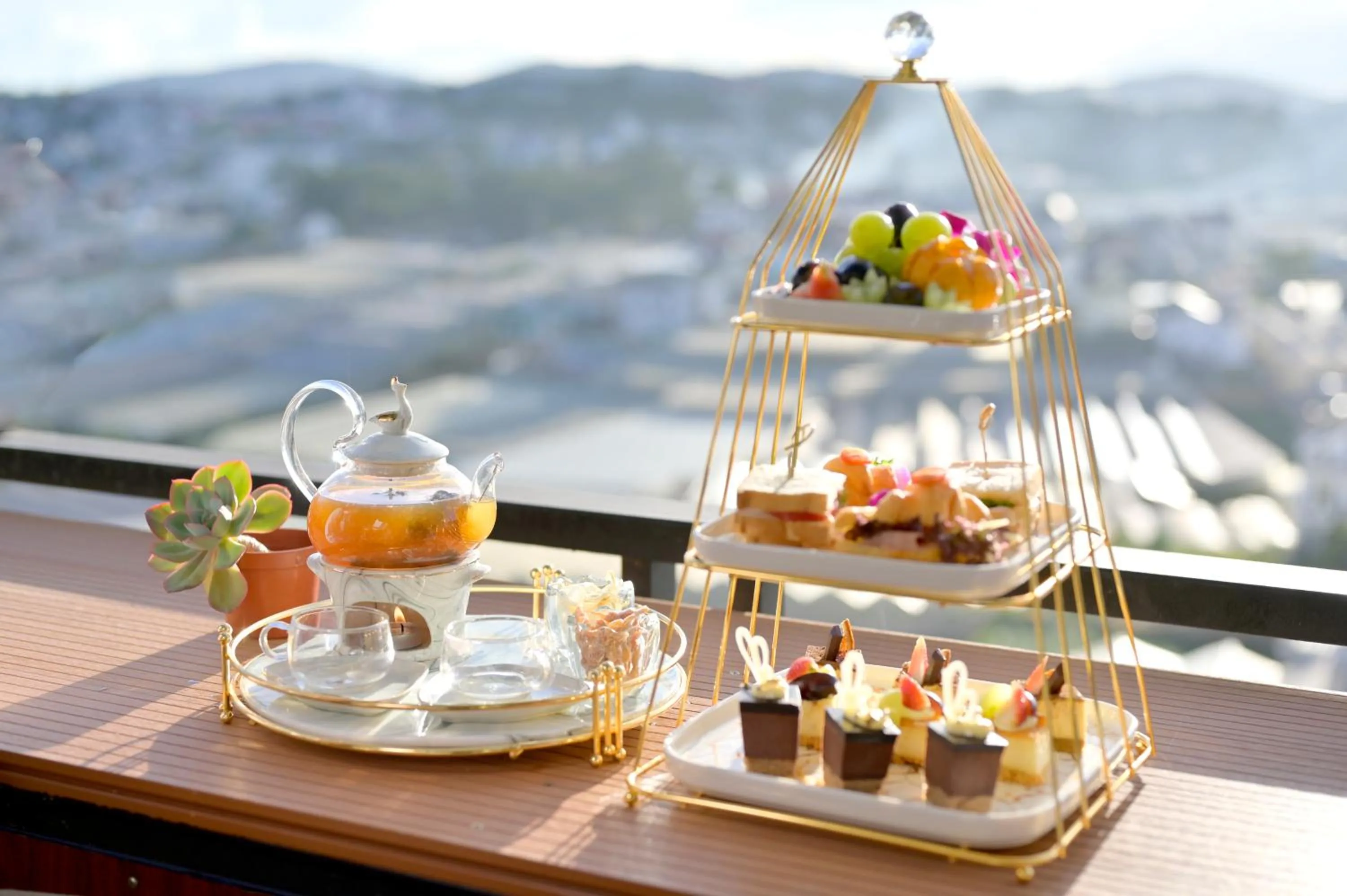 Food and drinks in Ladalat Hotel