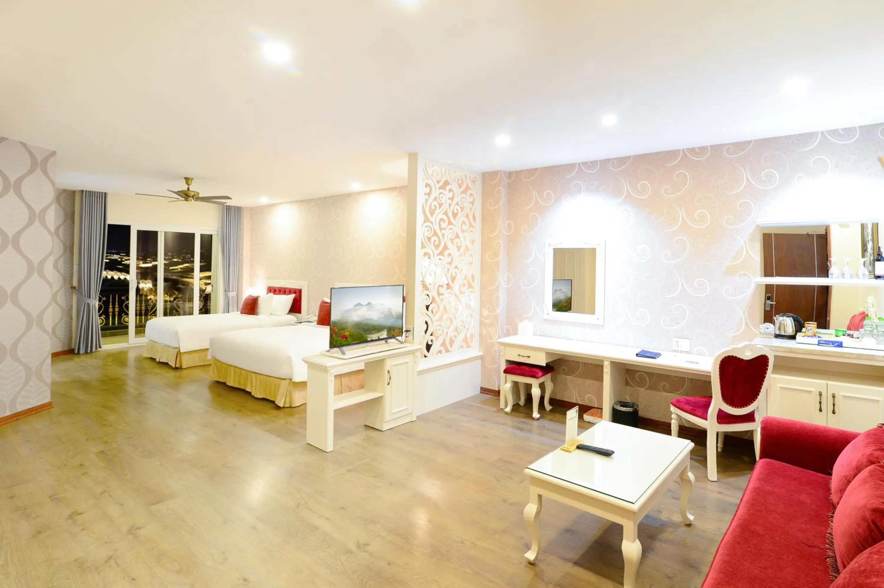 Bed in Ladalat Hotel