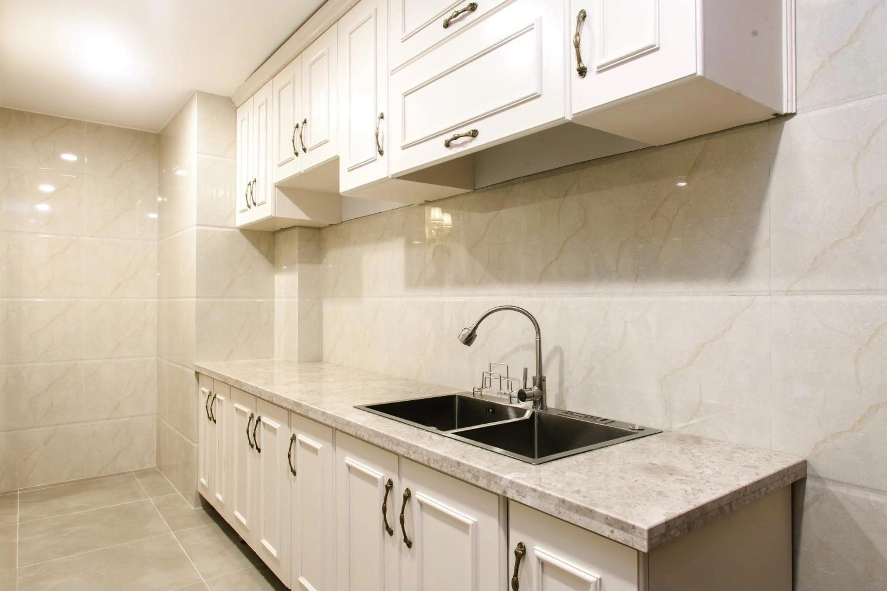 Kitchen or kitchenette in Ladalat Hotel