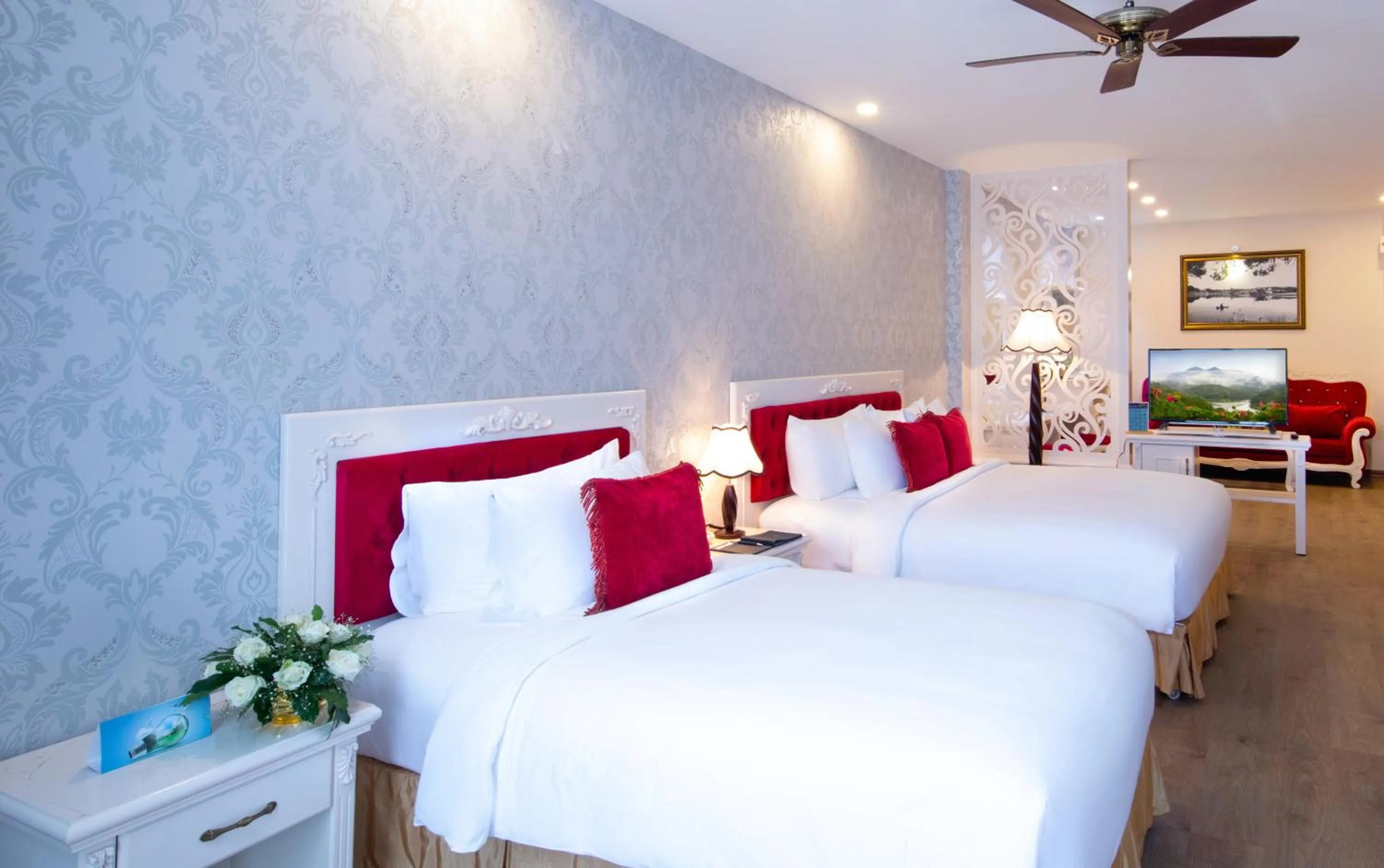 Bed in Ladalat Hotel