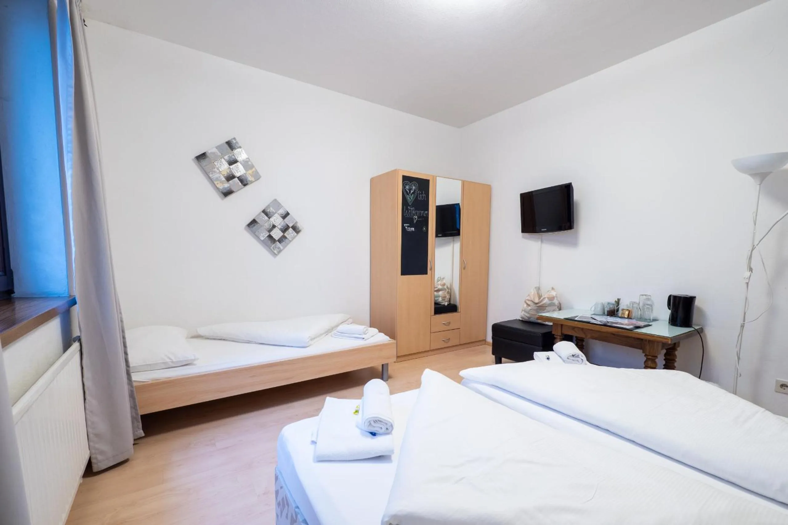 Bedroom, Bed in B&B Hotel Heimgartl