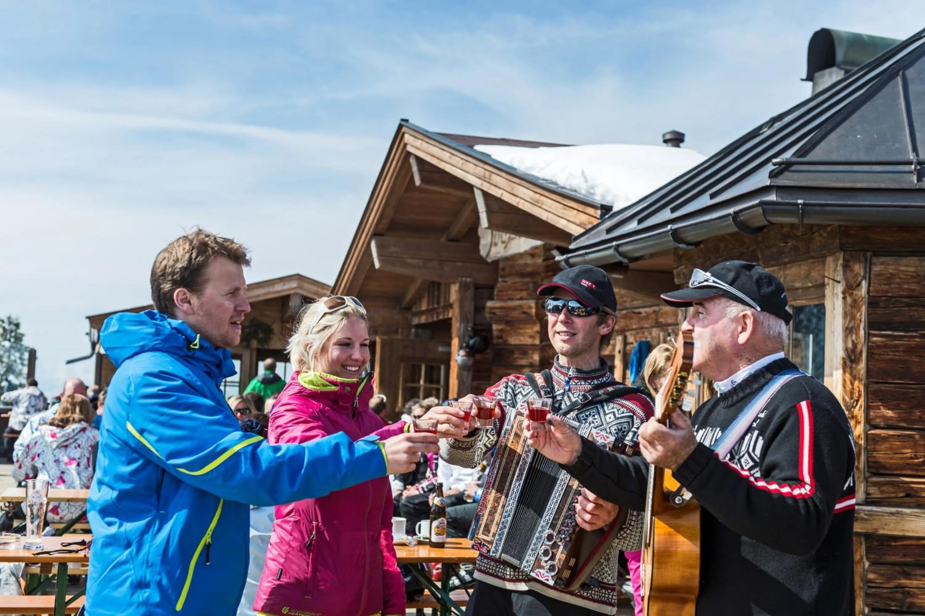 Entertainment in Hotel Linde