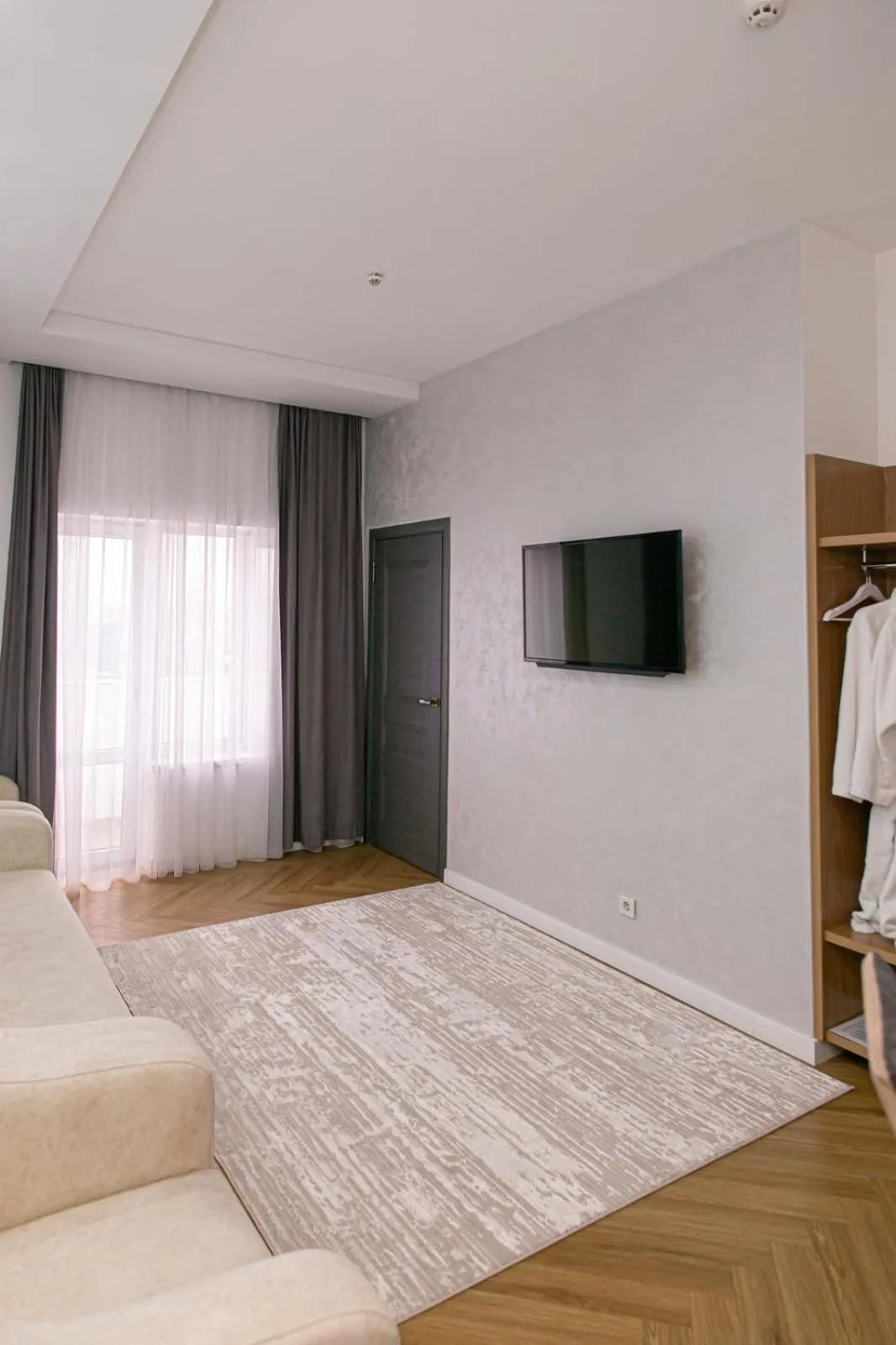 TV and multimedia, Bed in Astra Hotel