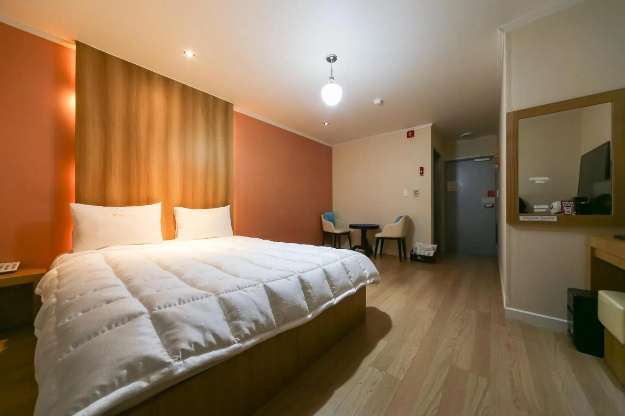 Bed in Gyeongju bulgooksa W Drive-in Motel